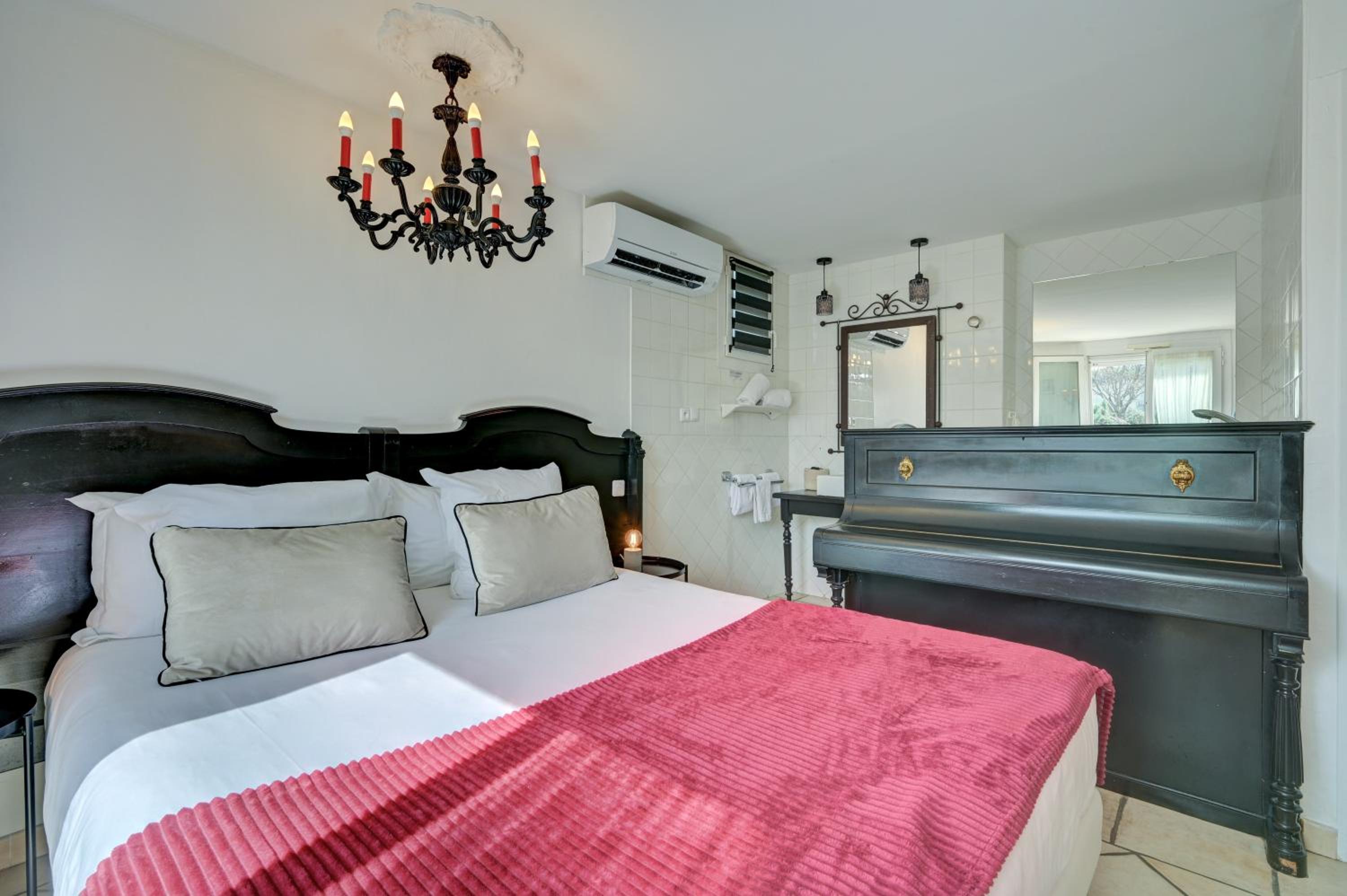 Privilege Double Room - Photo 3