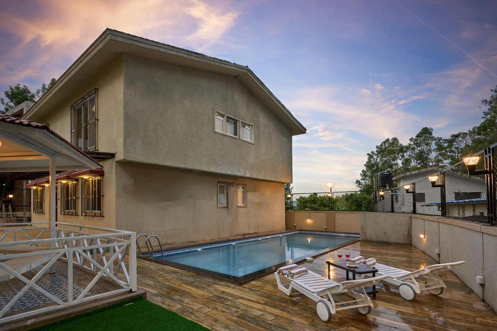 Villa photo 2