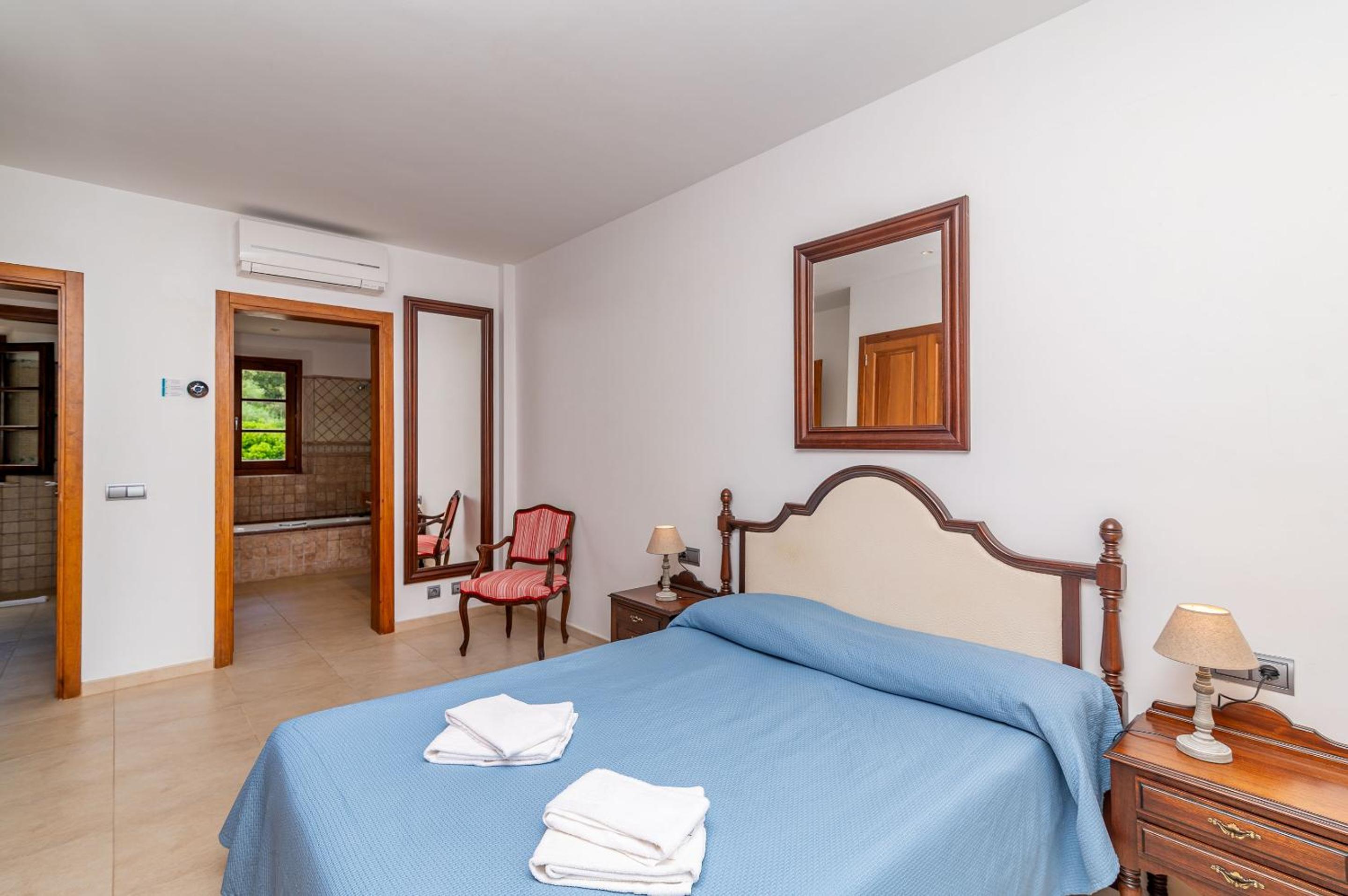 Villa photo 3