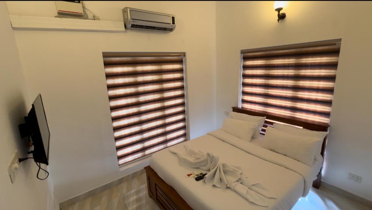 Double Room with Private Bathroom photo 1