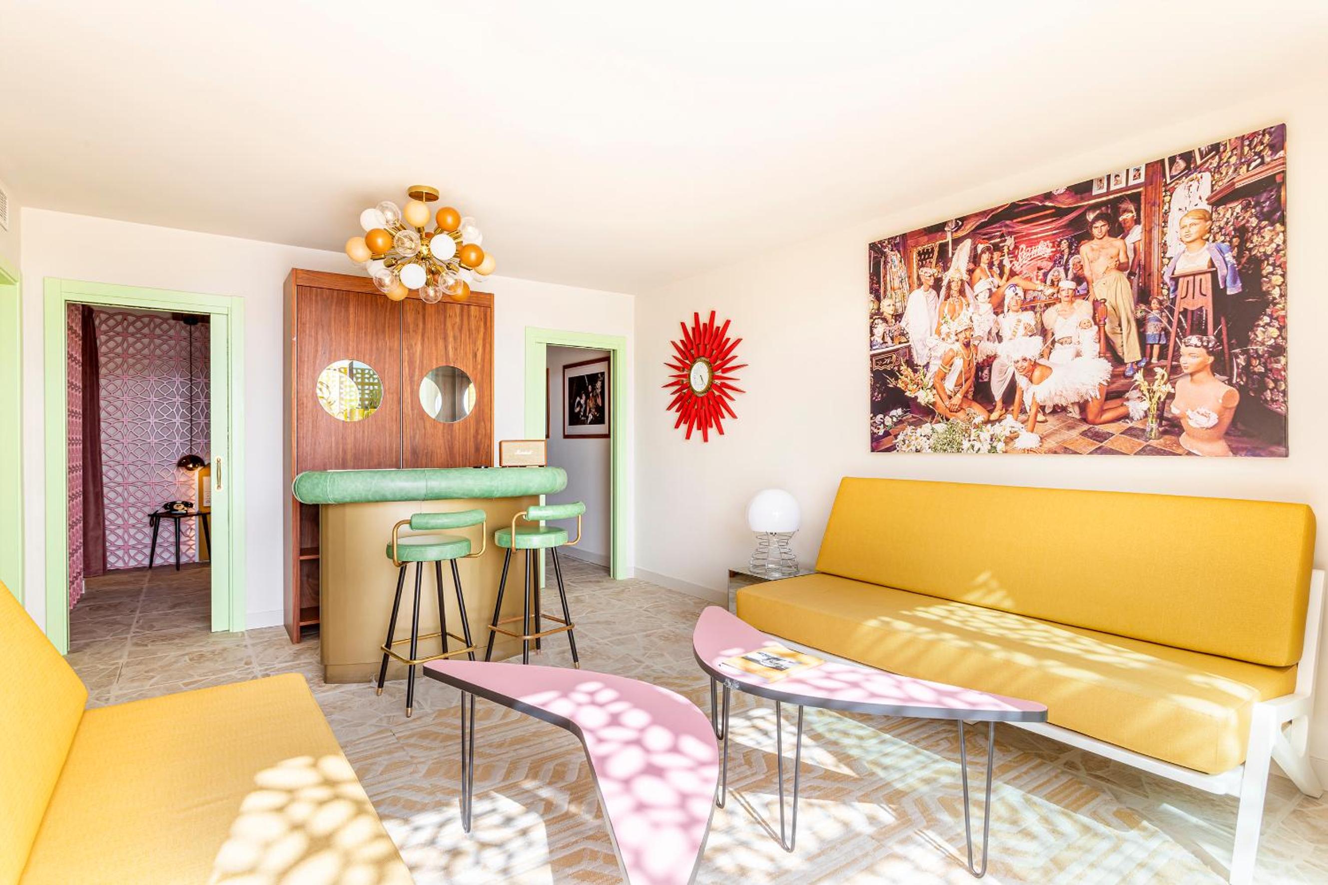Villa photo 2