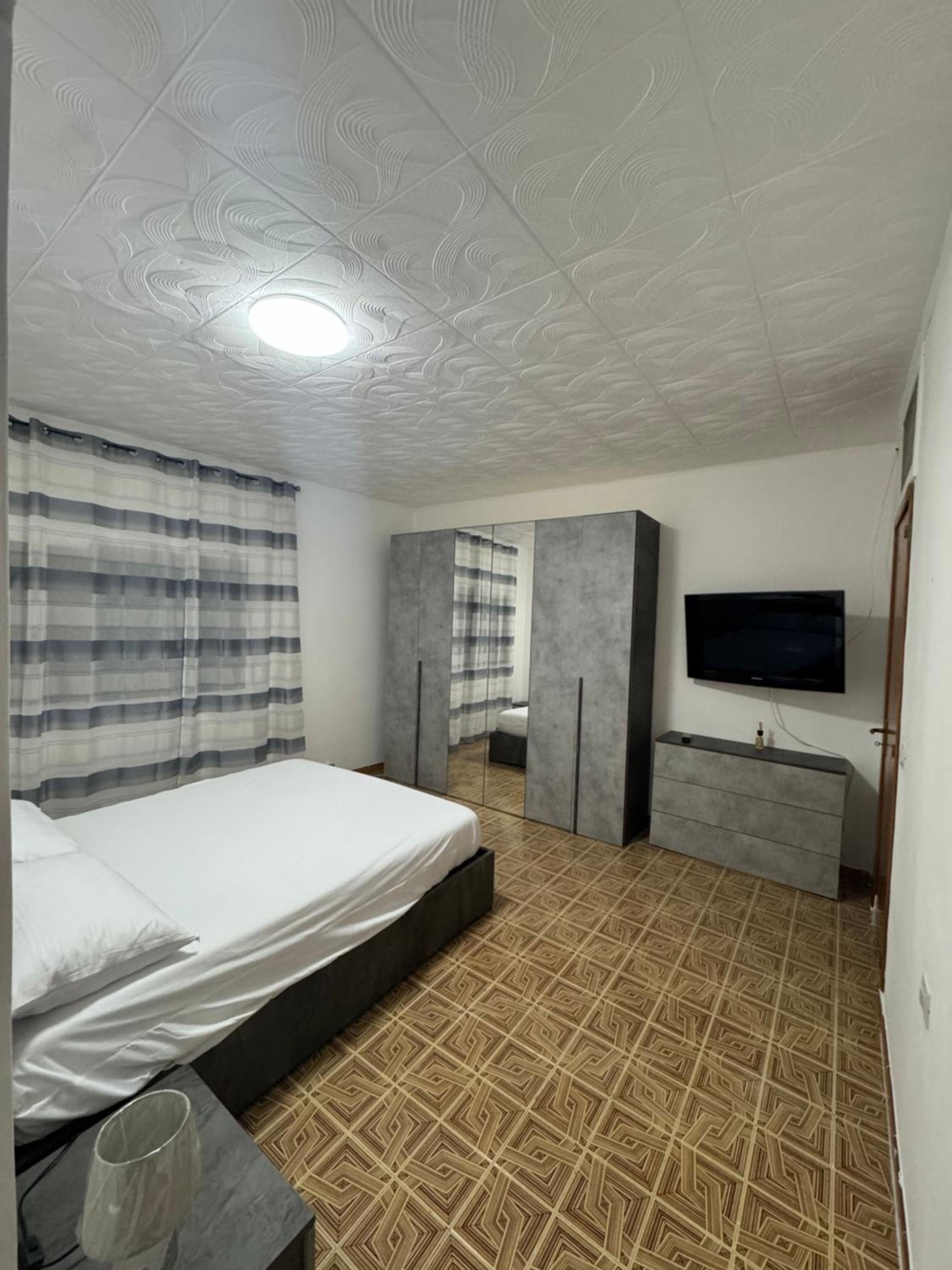 One-Bedroom House photo 1