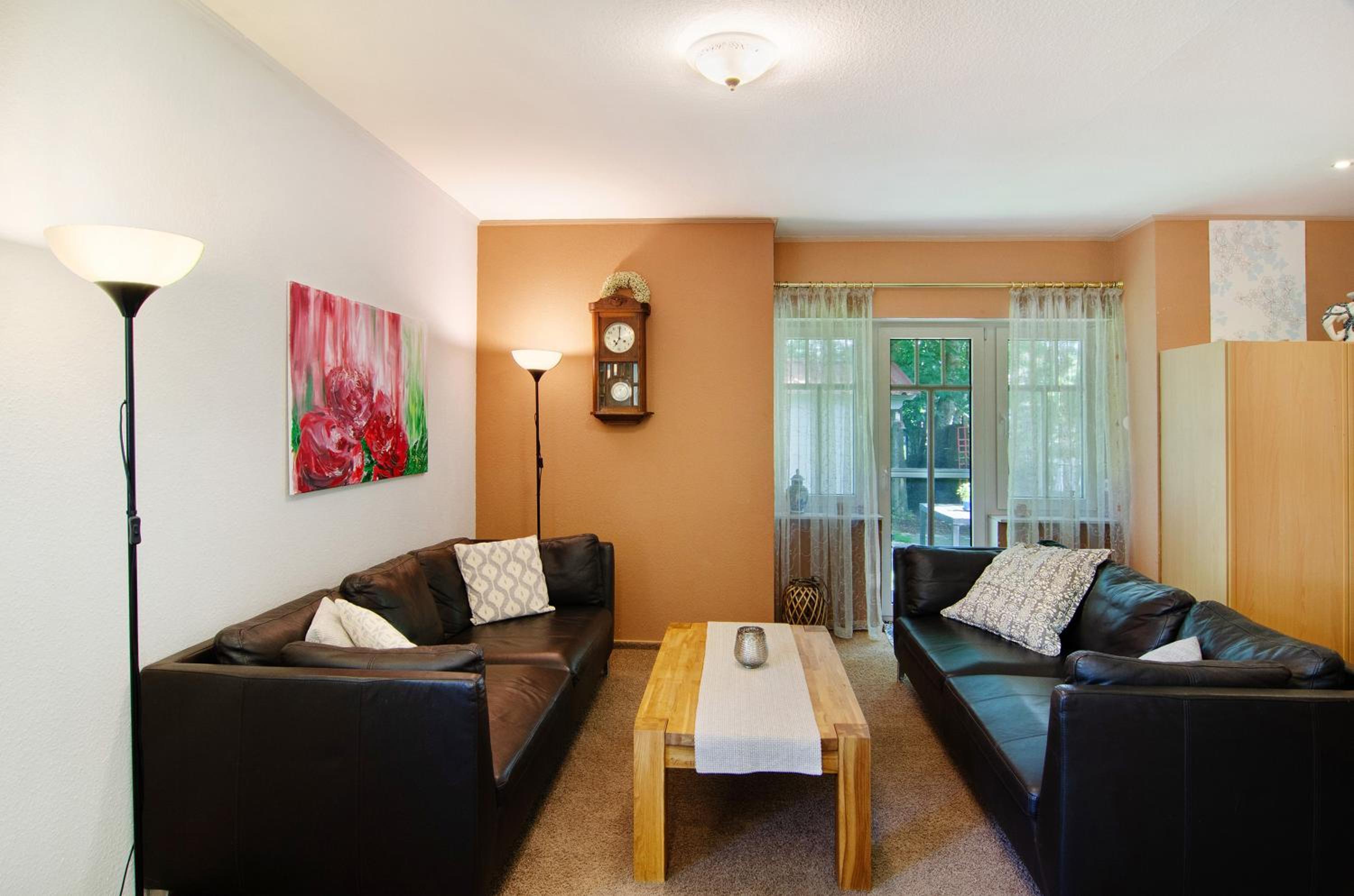 Two-Bedroom Deluxe Apartment with Garden View photo 1
