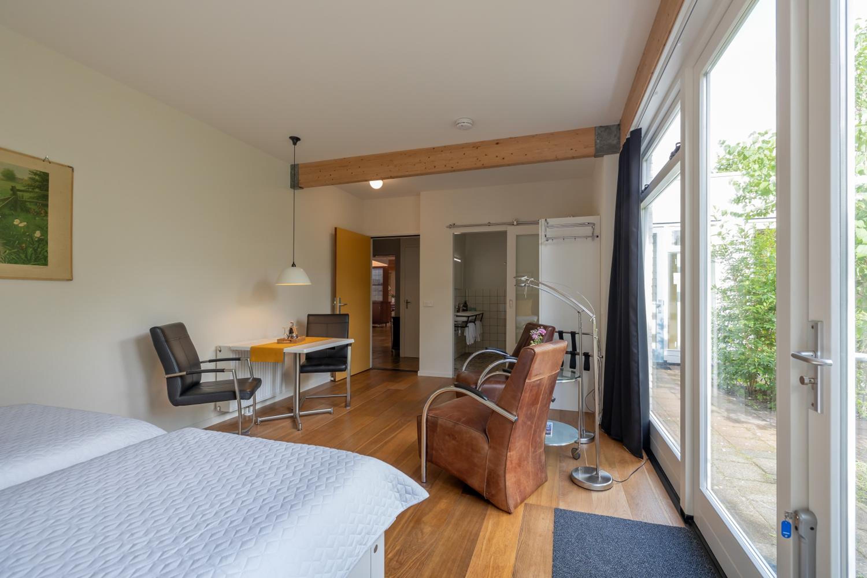 Deluxe Double Room photo 3