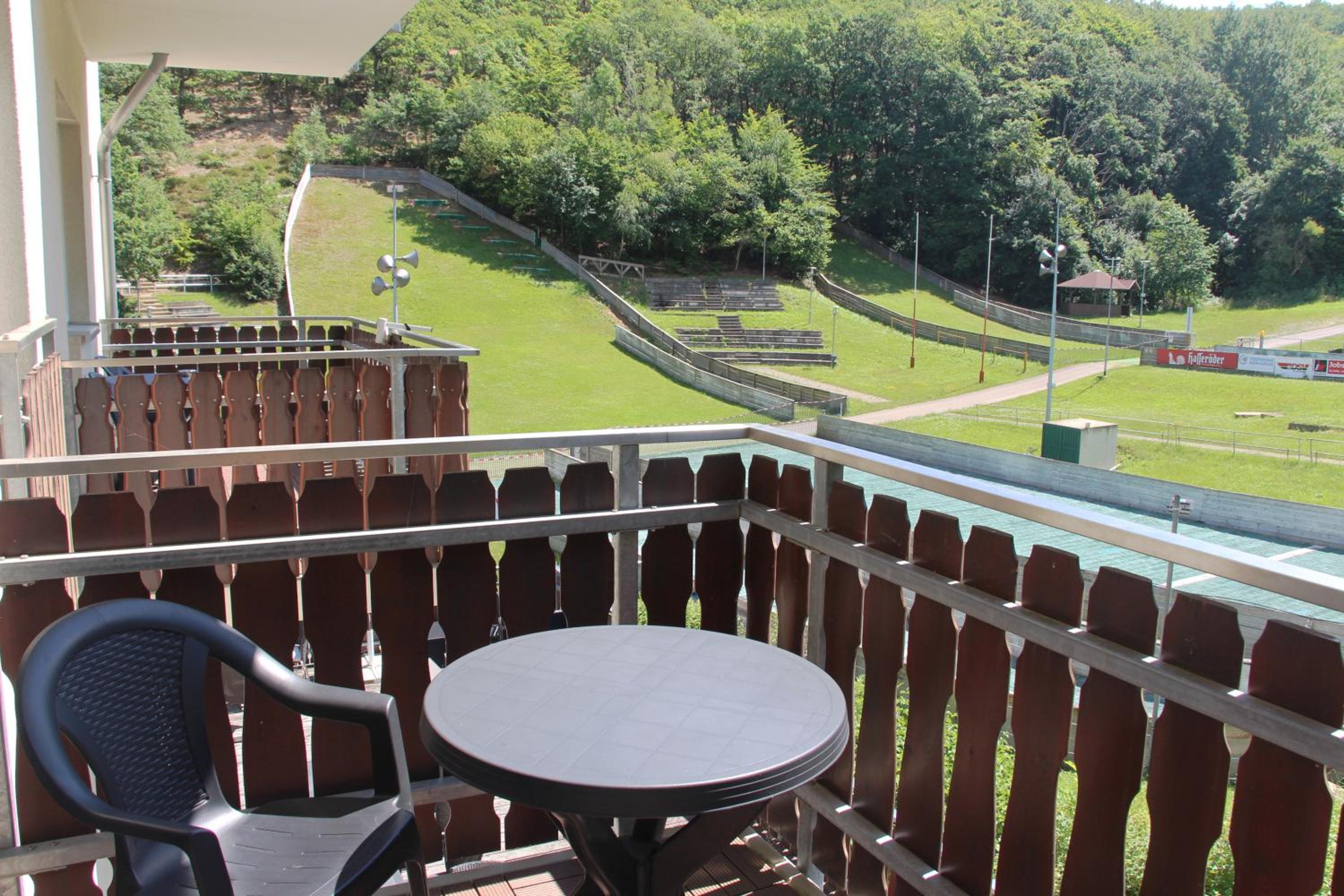Double Room with Balcony - Photo 6