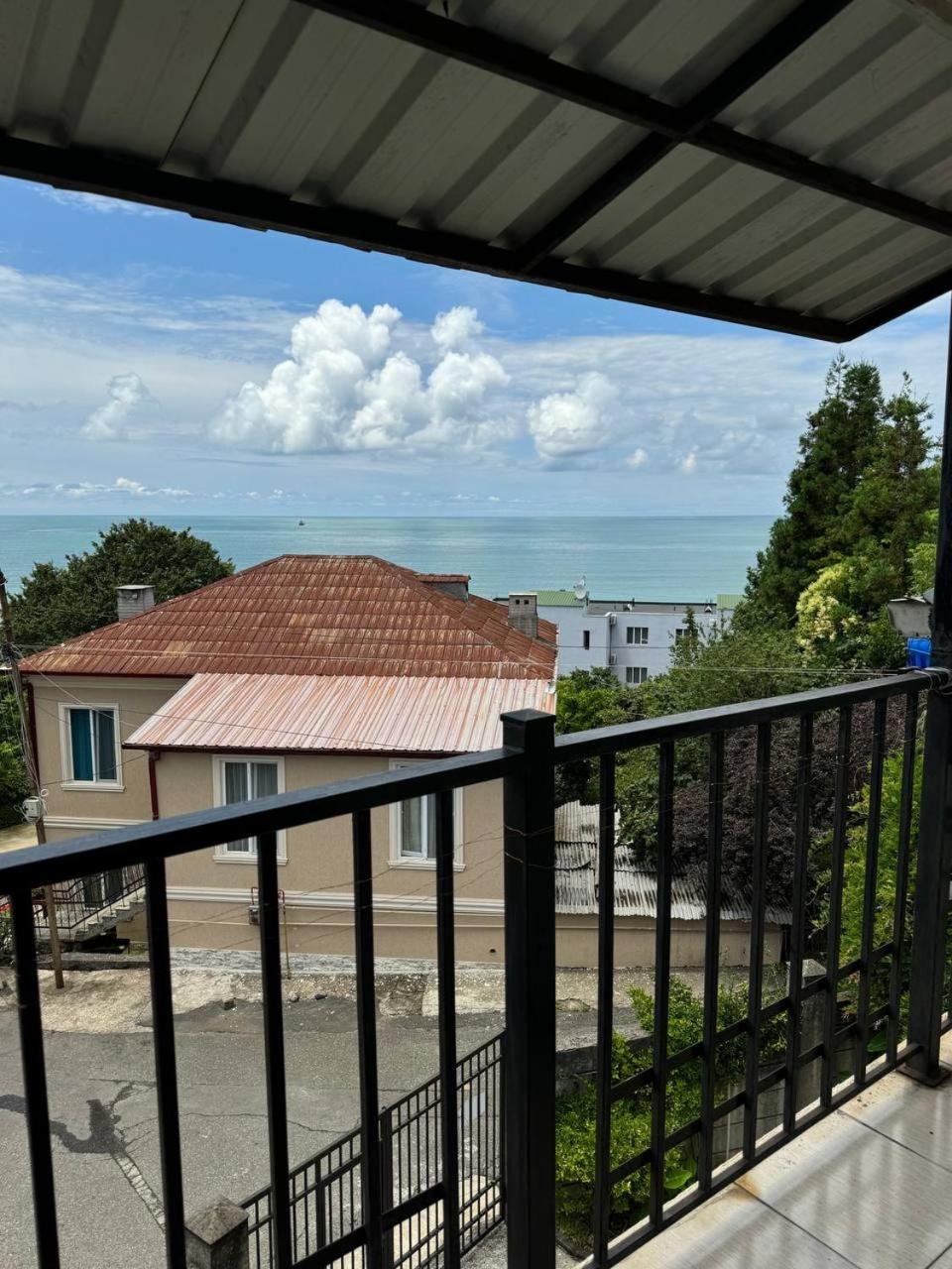 Two-Bedroom Apartment with Balcony and Sea View photo 2