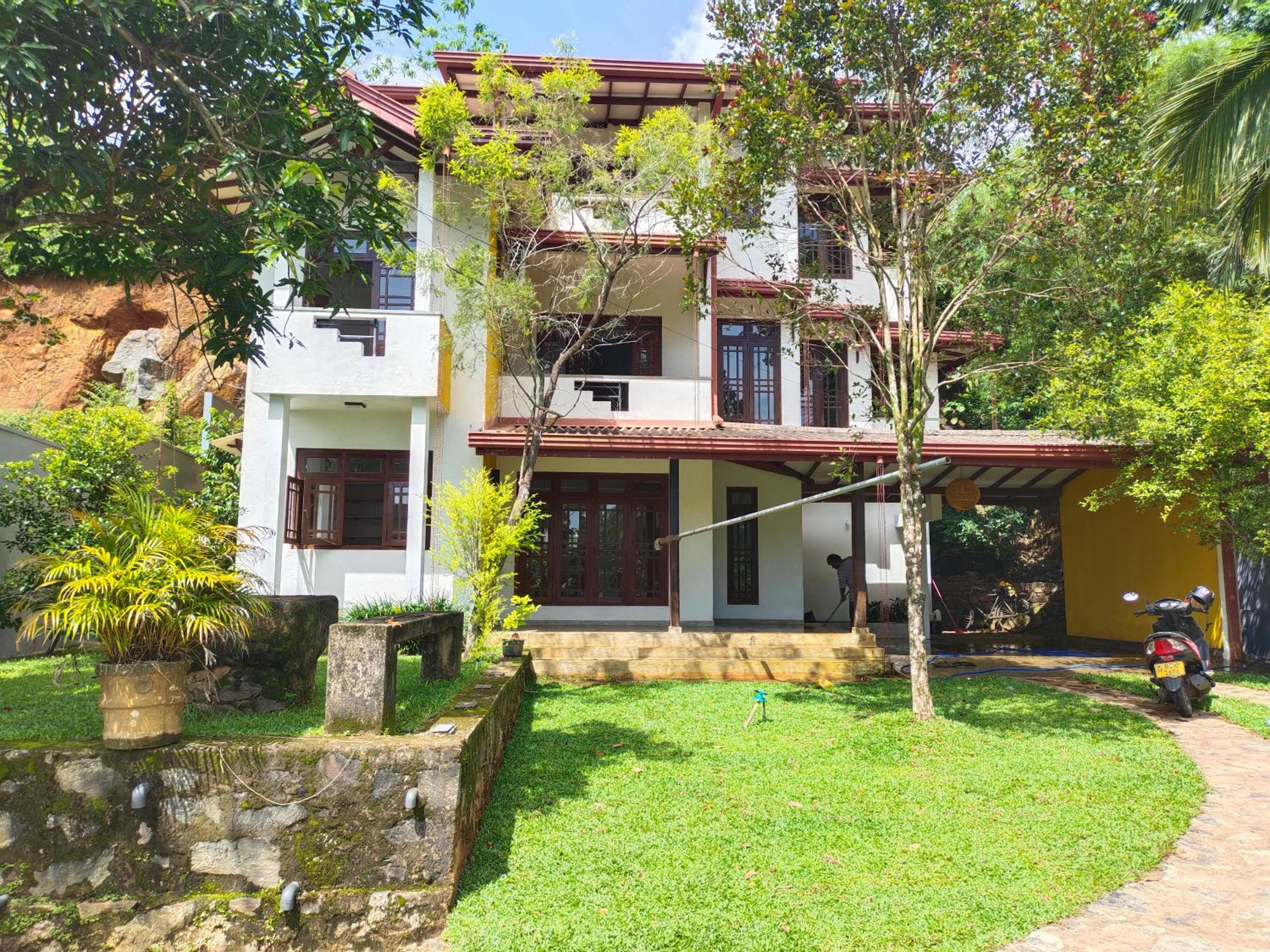 Three-Bedroom Villa photo 2