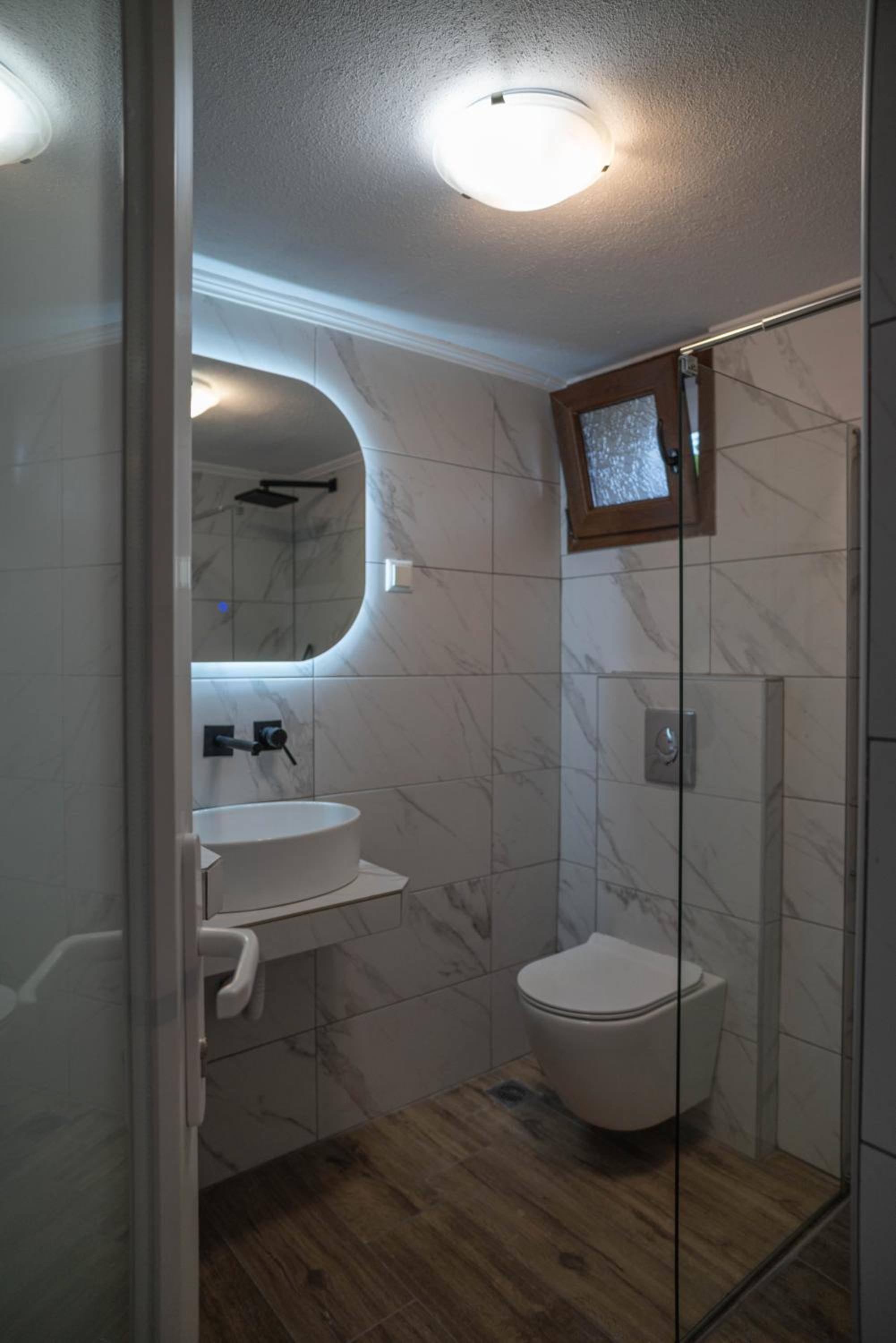 One-Bedroom House photo 3