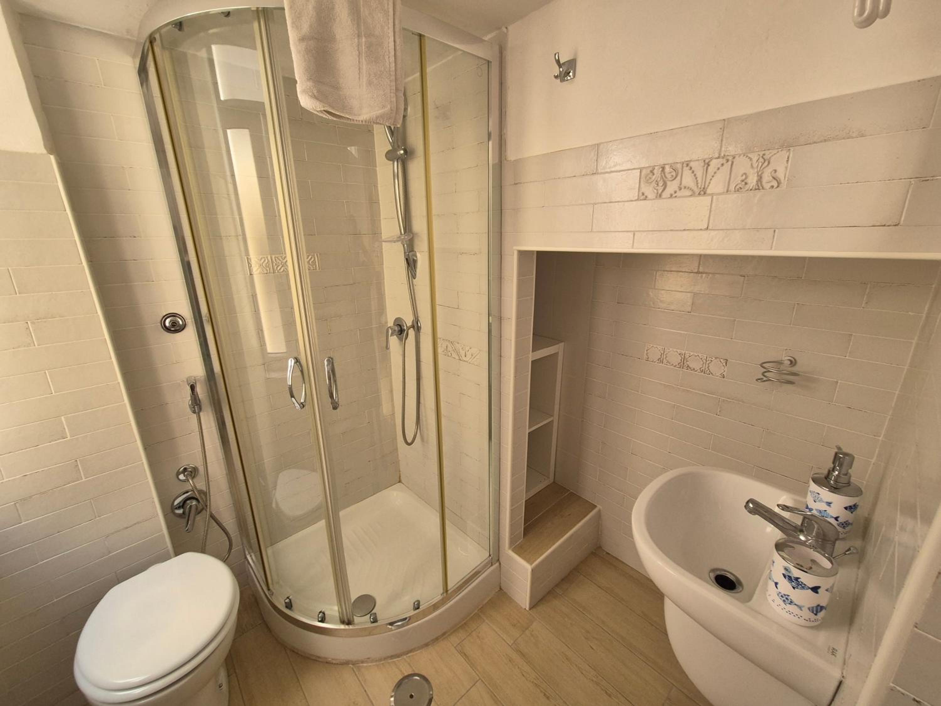 Quadruple Room photo 2