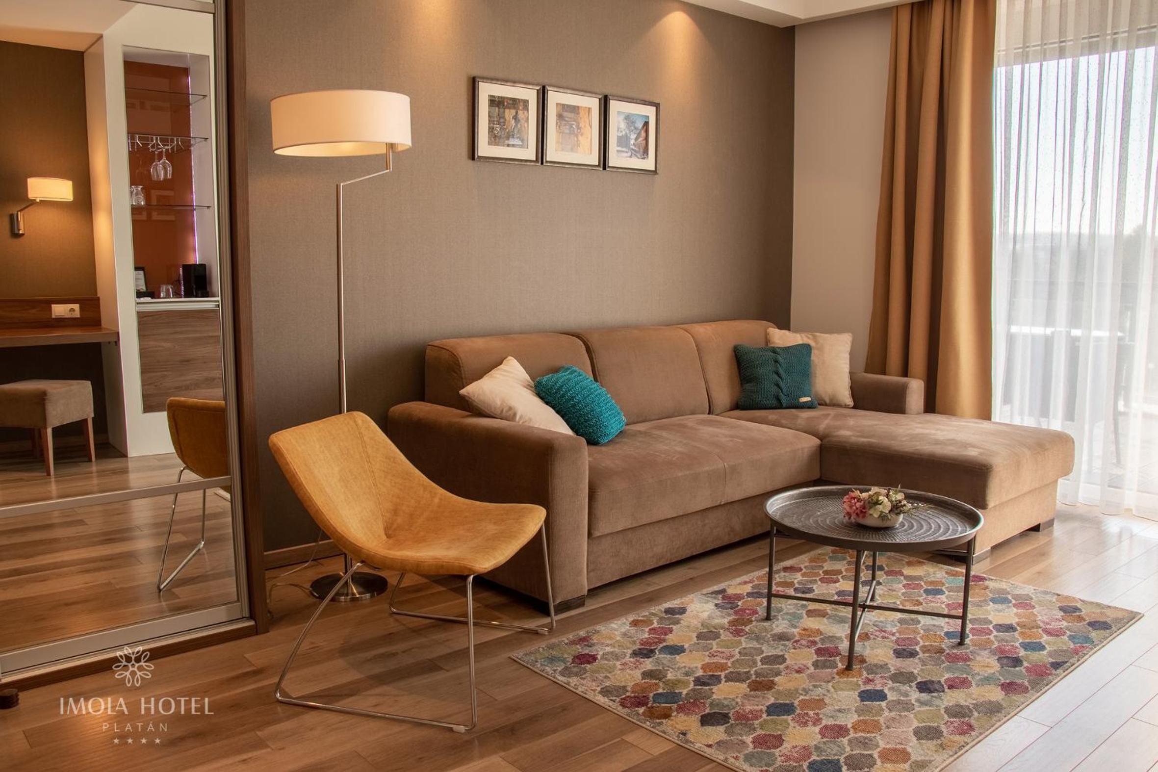 Suite with Garden View - Photo 4