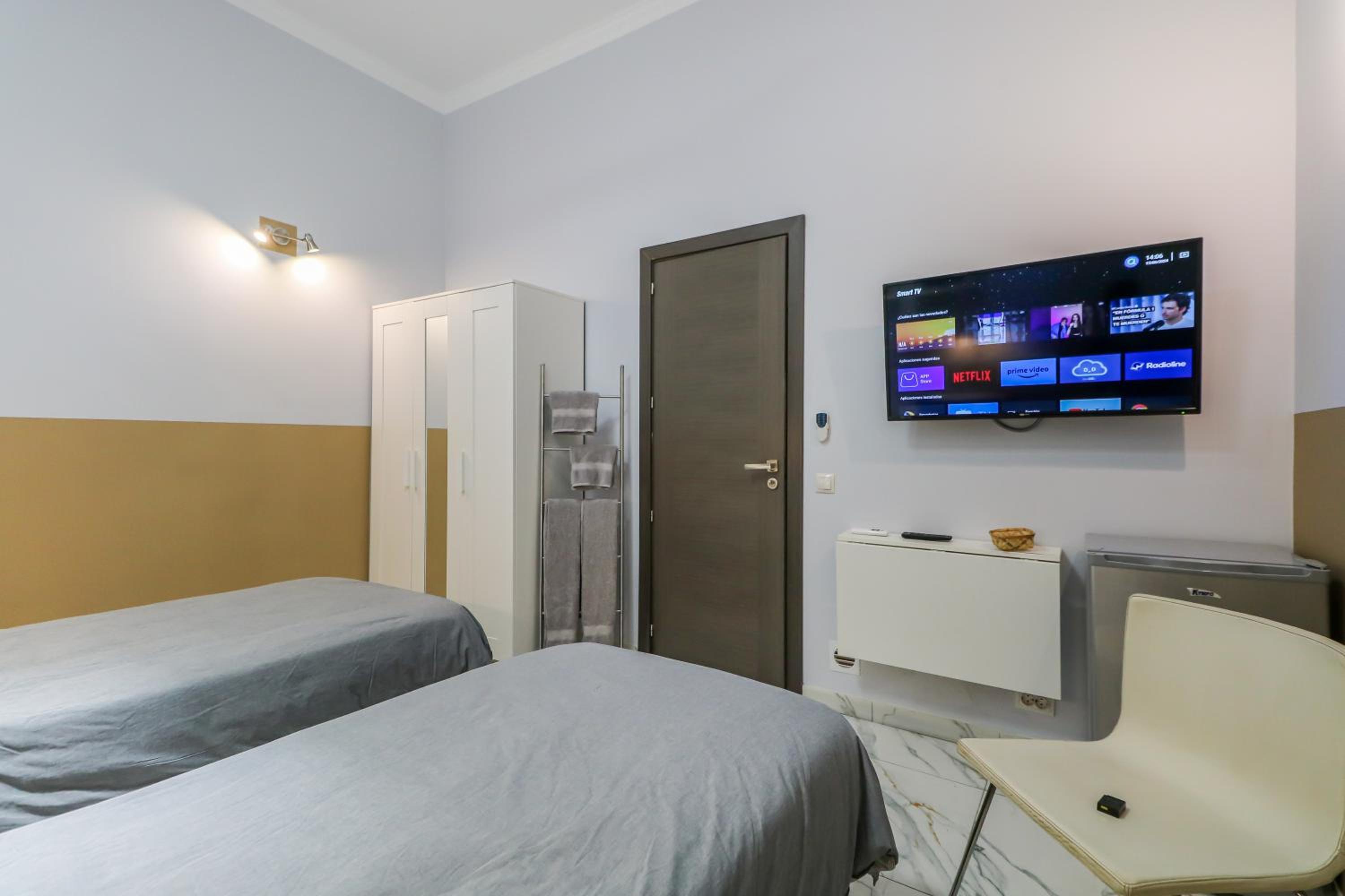 Habitación Doble con Baño Compartido