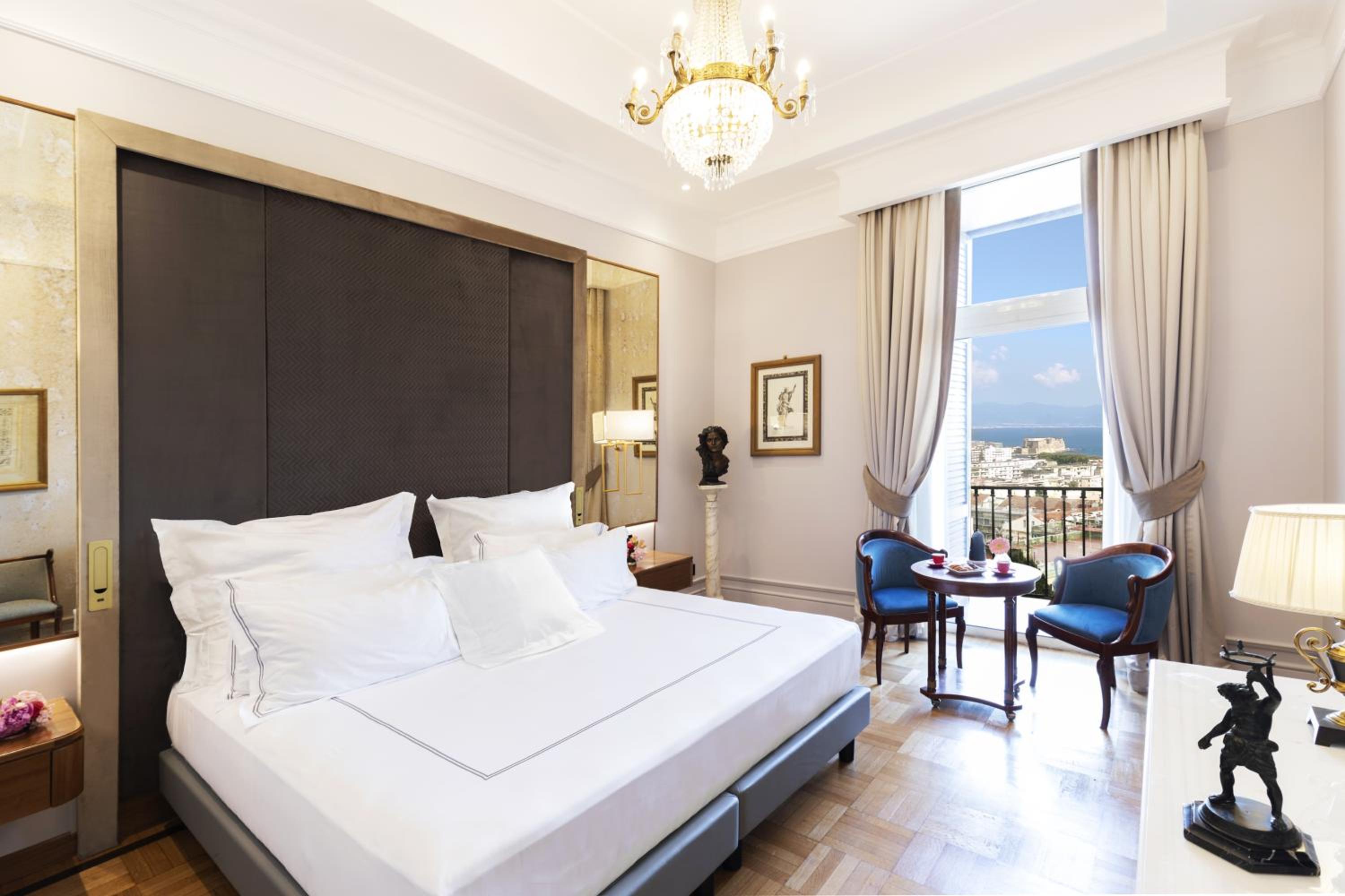 Deluxe Double Room with Sea View - Photo 1
