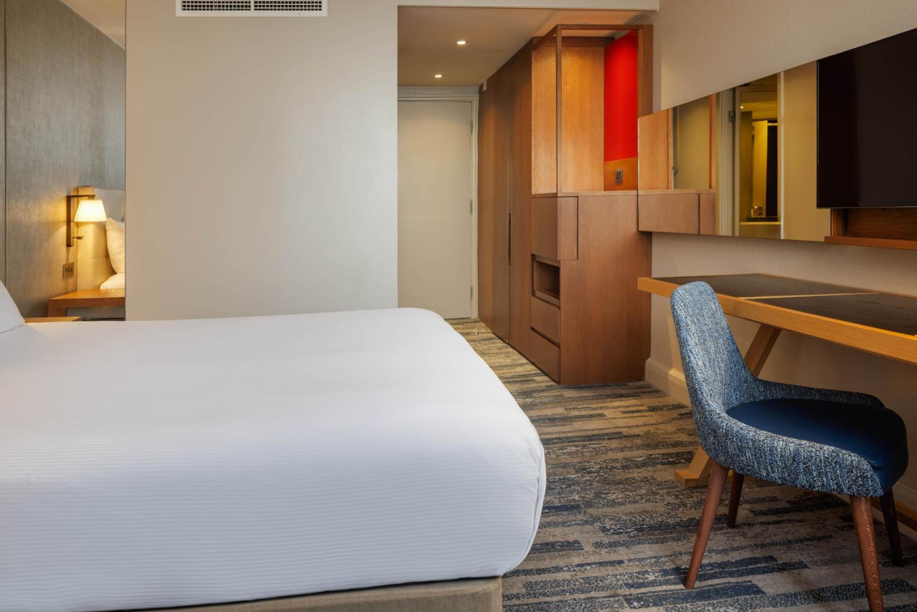 Double Room - Photo 5