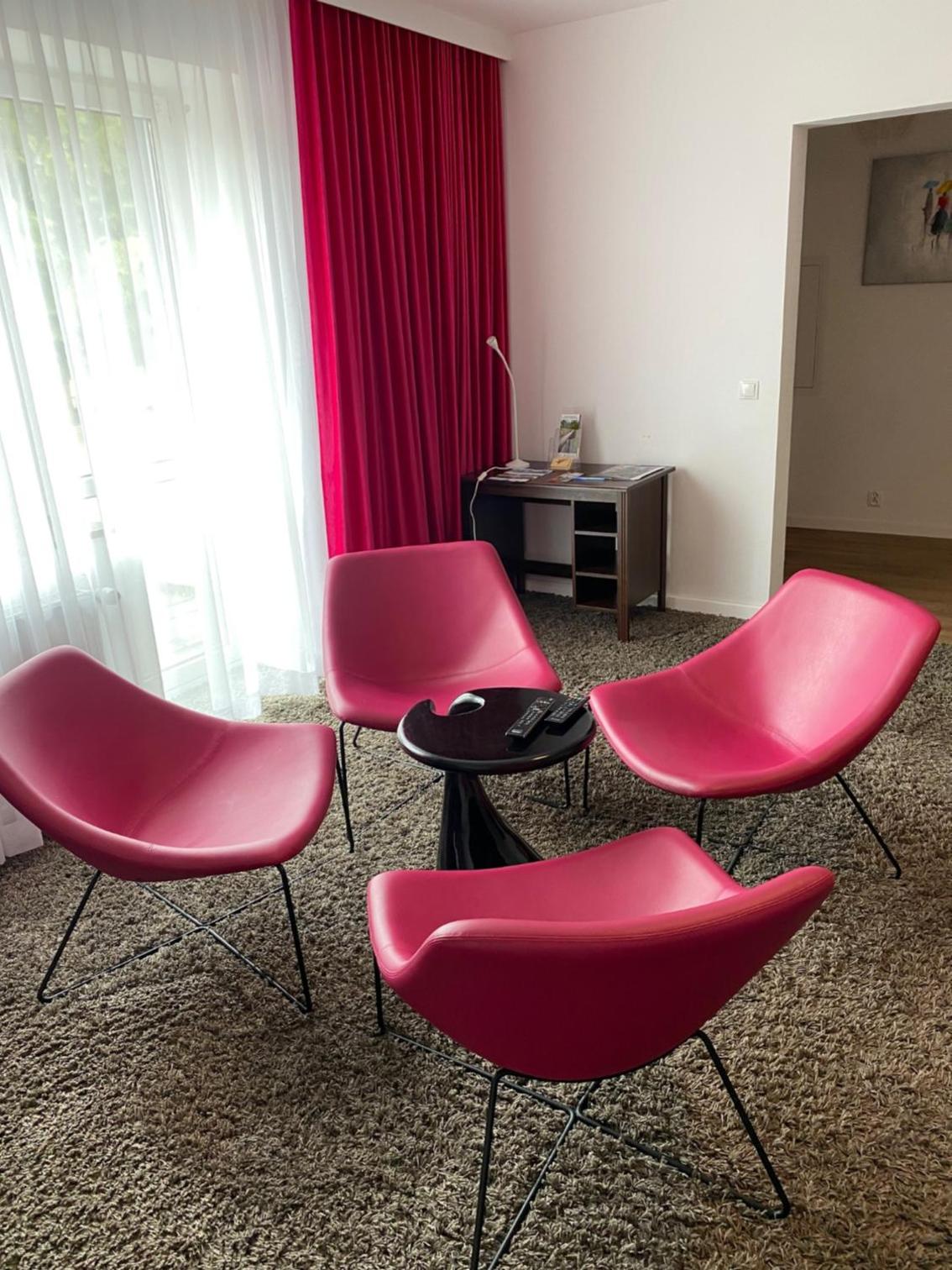 Studio (3 Adults) - Photo 7