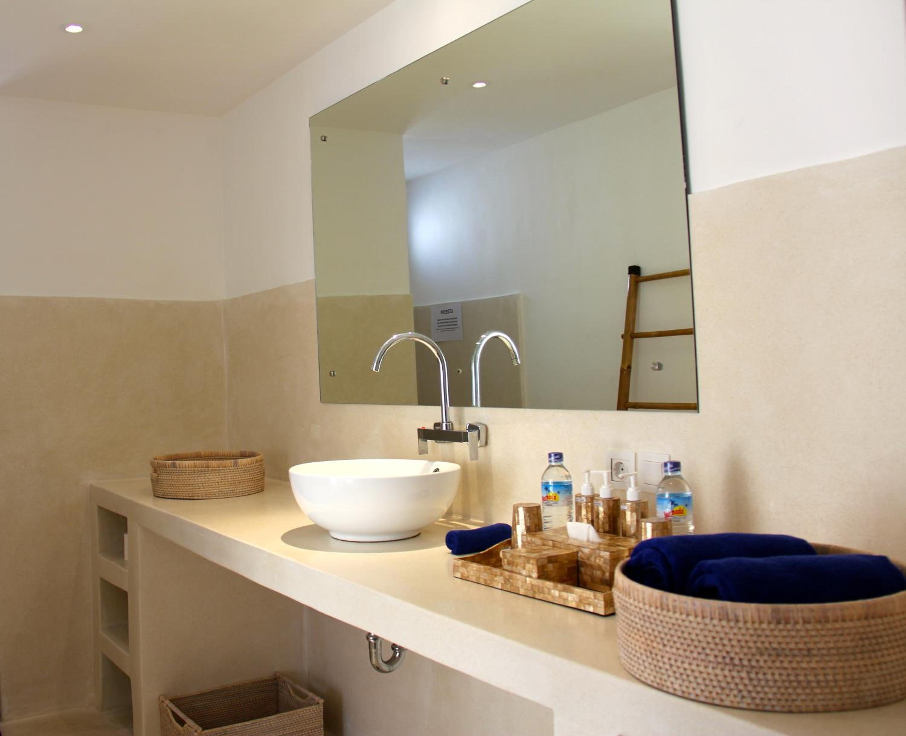 Beach Bungalow with Nature View - Photo 18