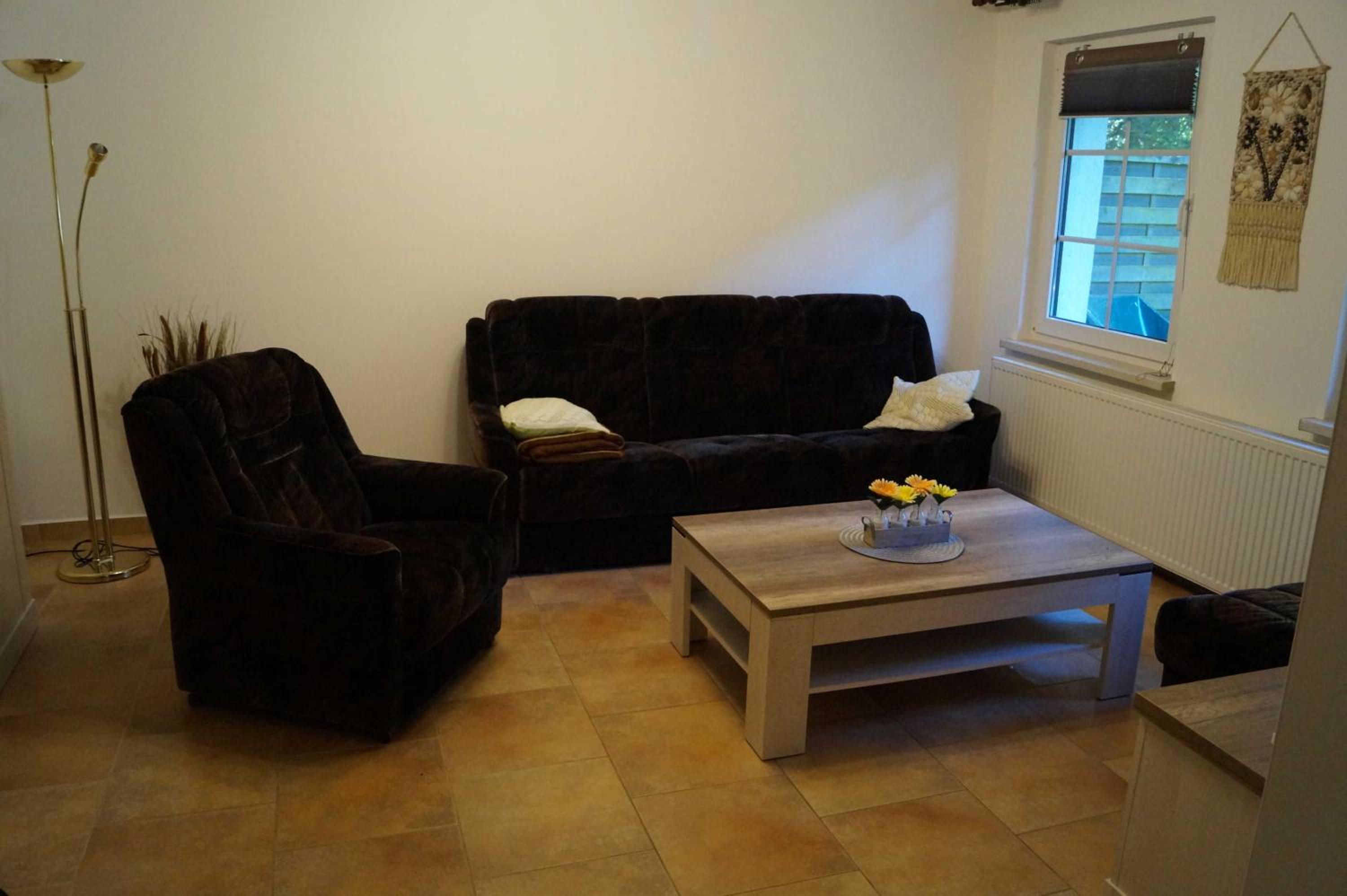 One-Bedroom House photo 1