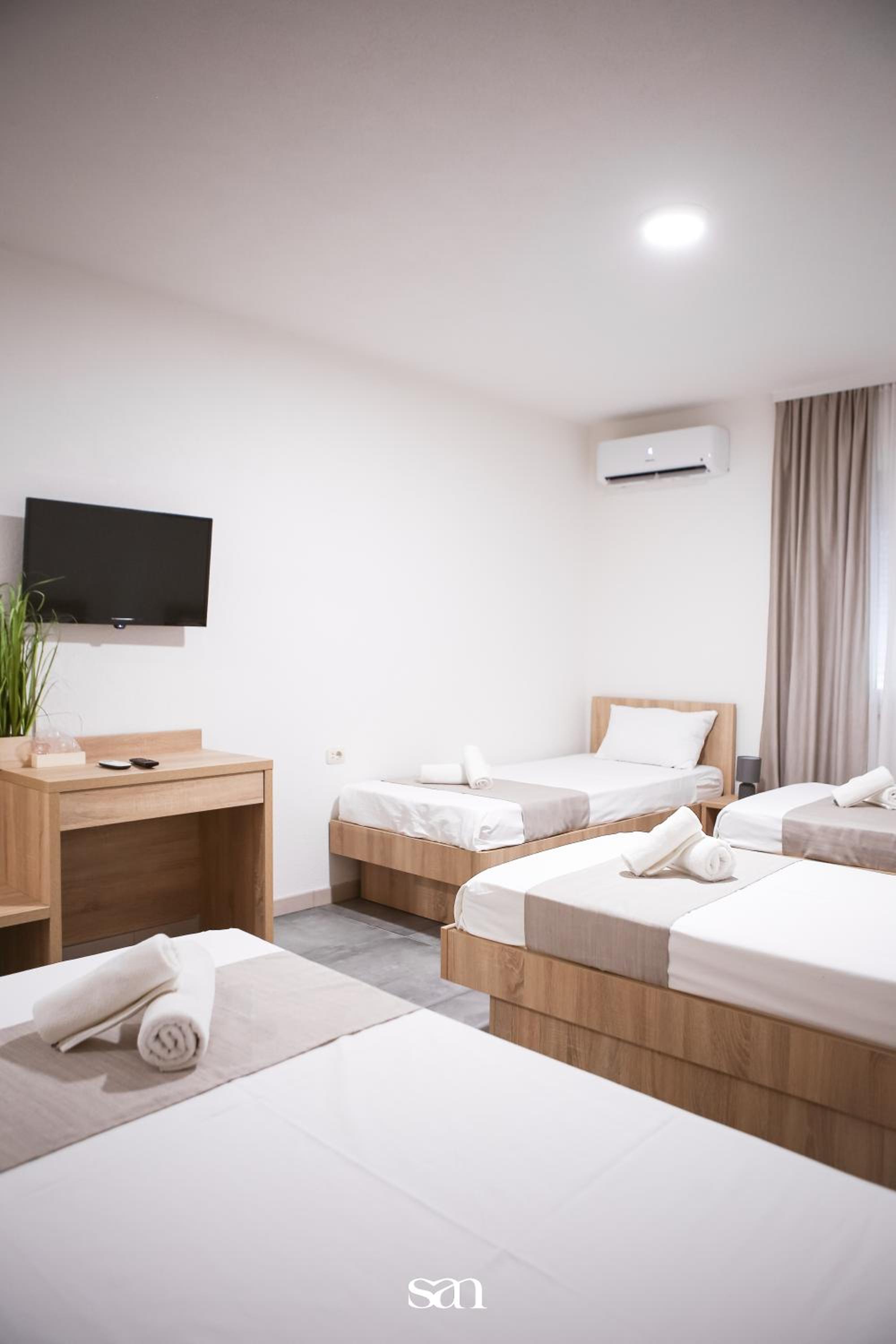 Quadruple Room photo 1