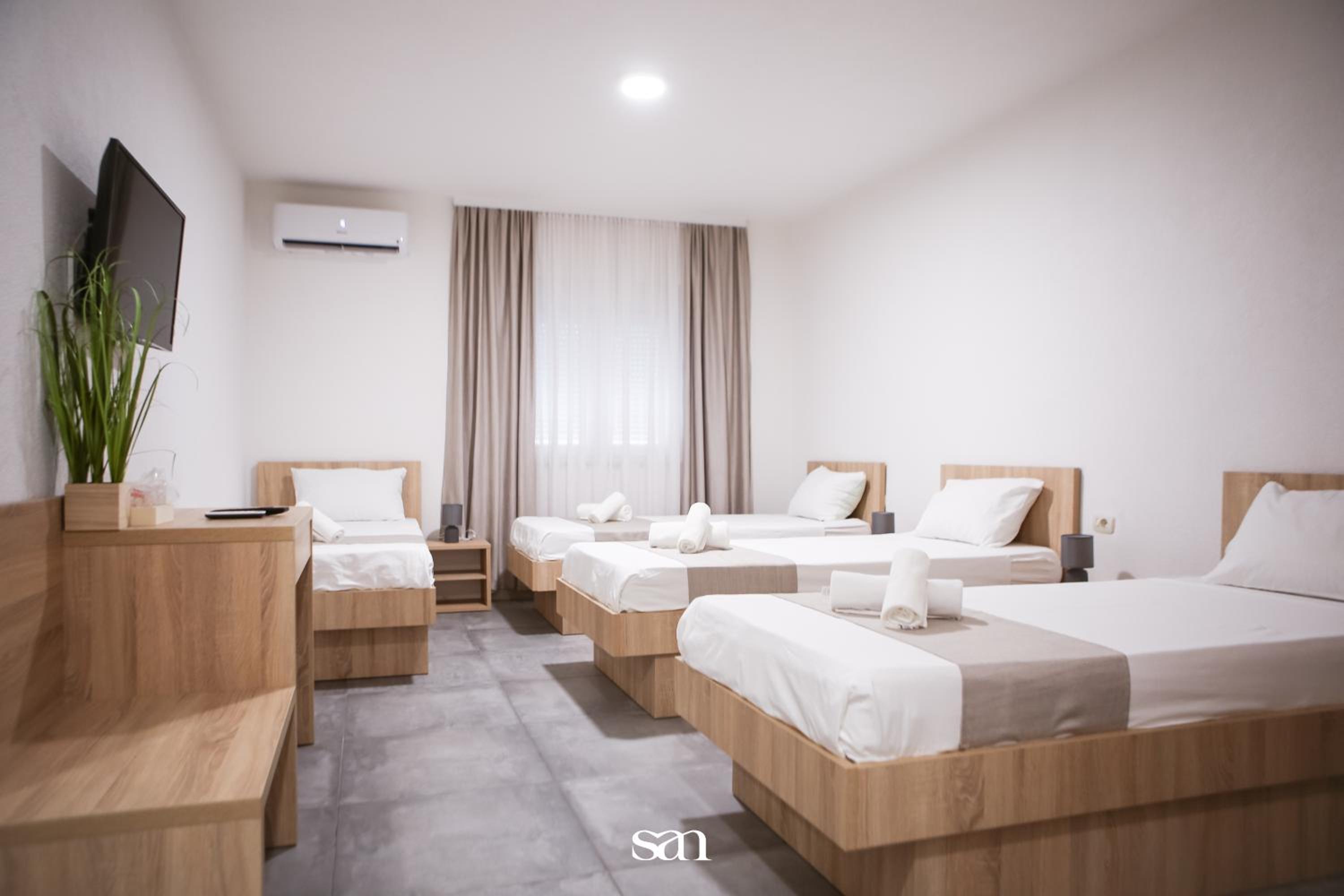 Quadruple Room photo 3