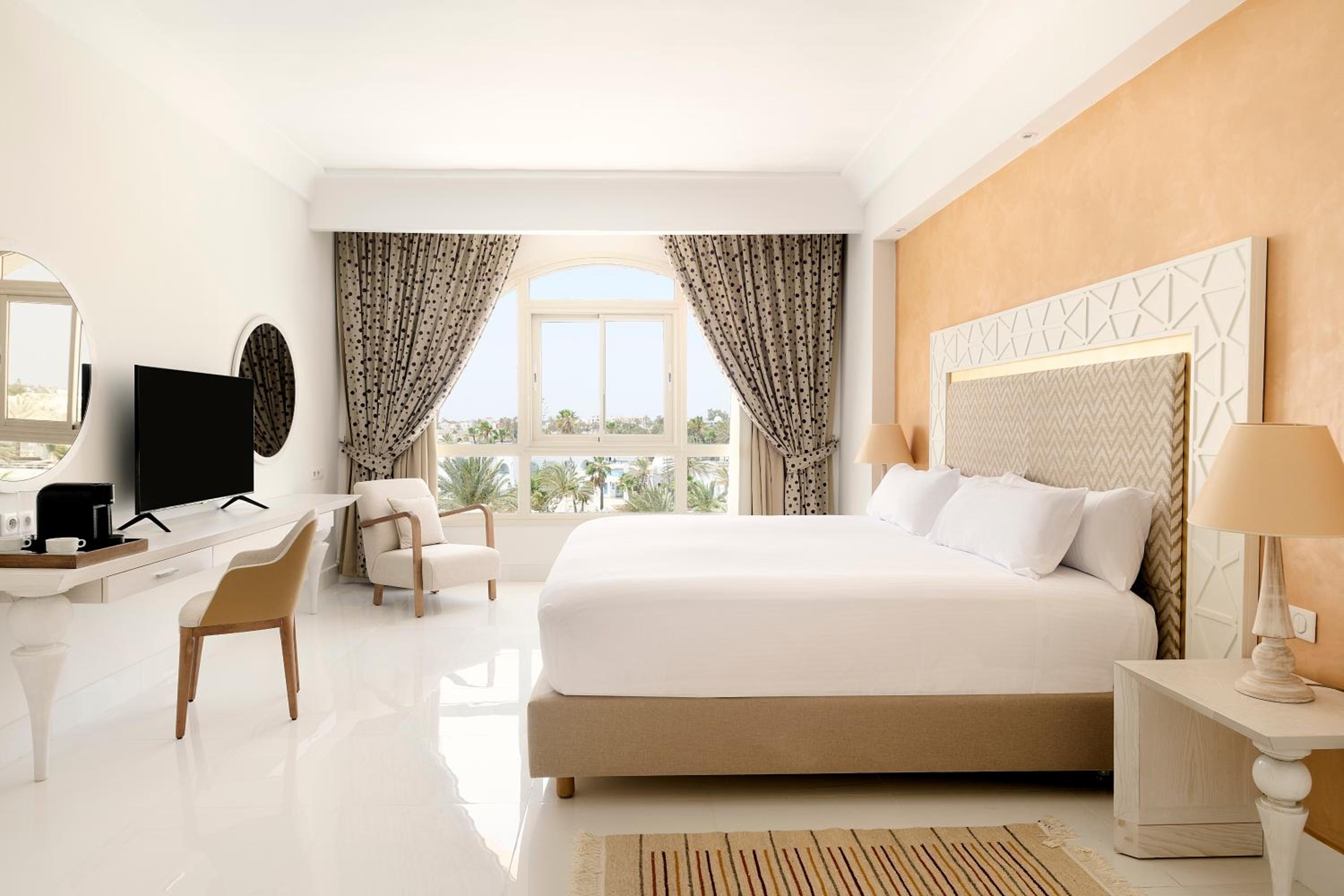 Suite with Sea View