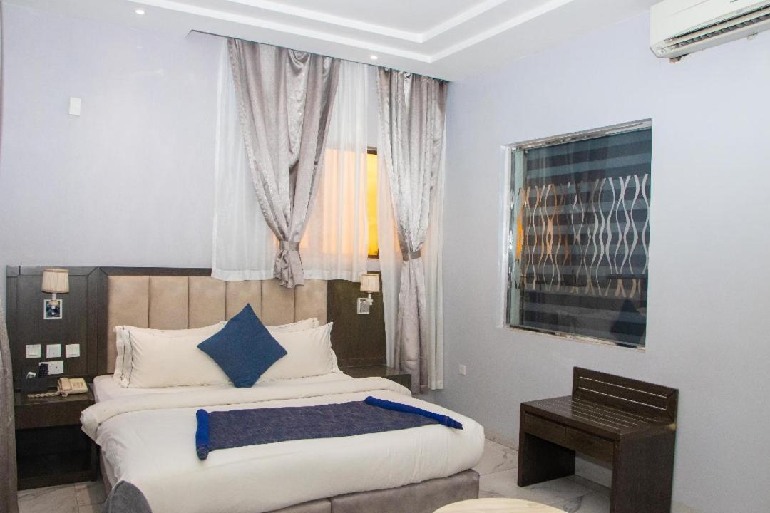 Superior Single Room