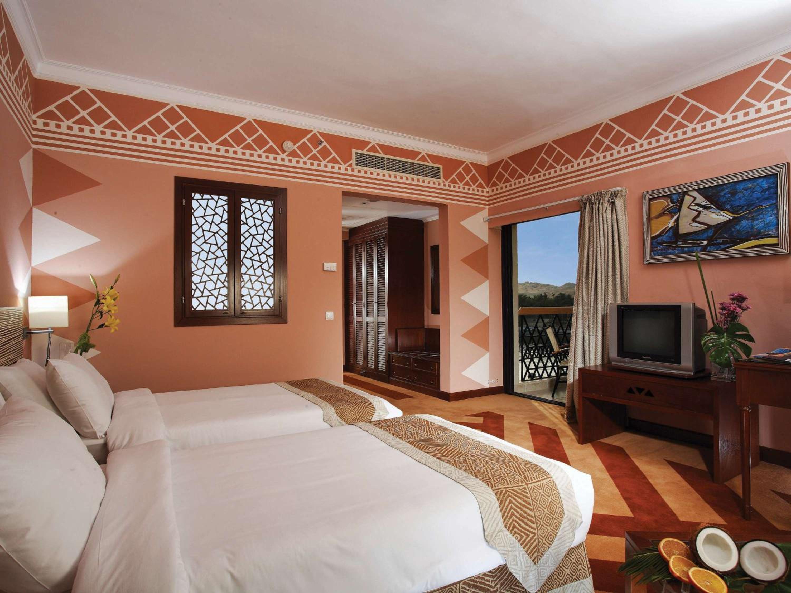 Classic Twin Room with Garden View