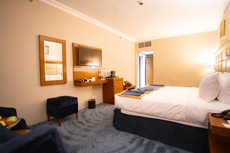 Double Room - Photo 4