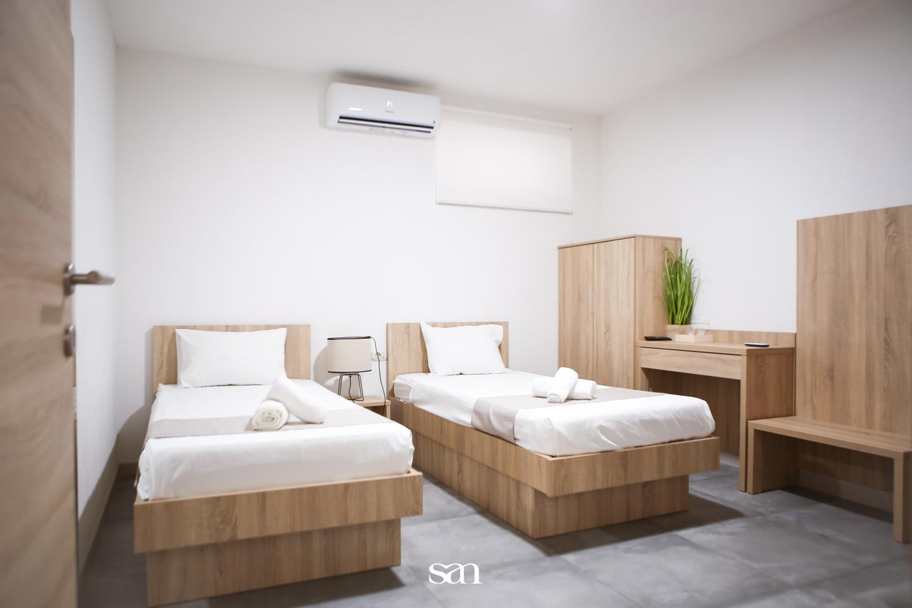 Deluxe Twin Room photo 3