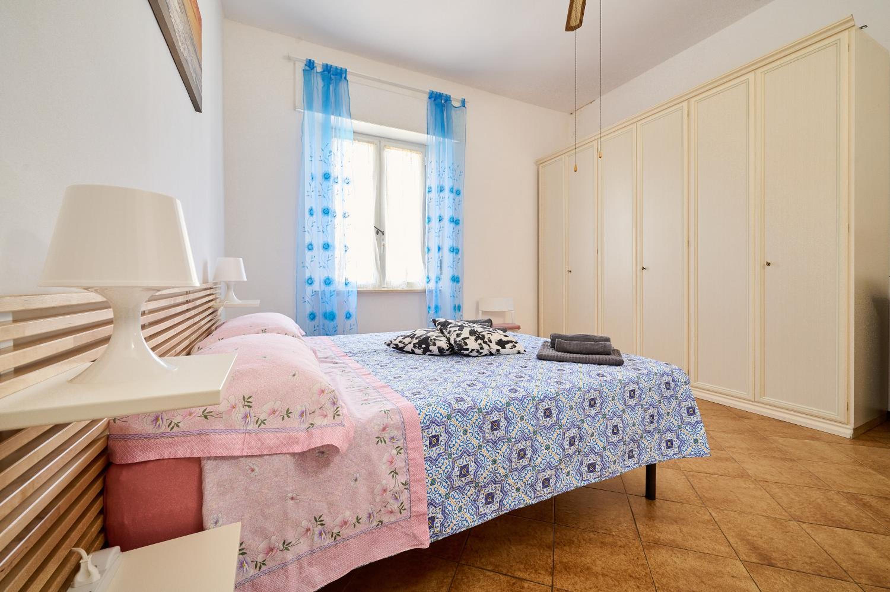 Two-Bedroom Deluxe Apartment with Balcony