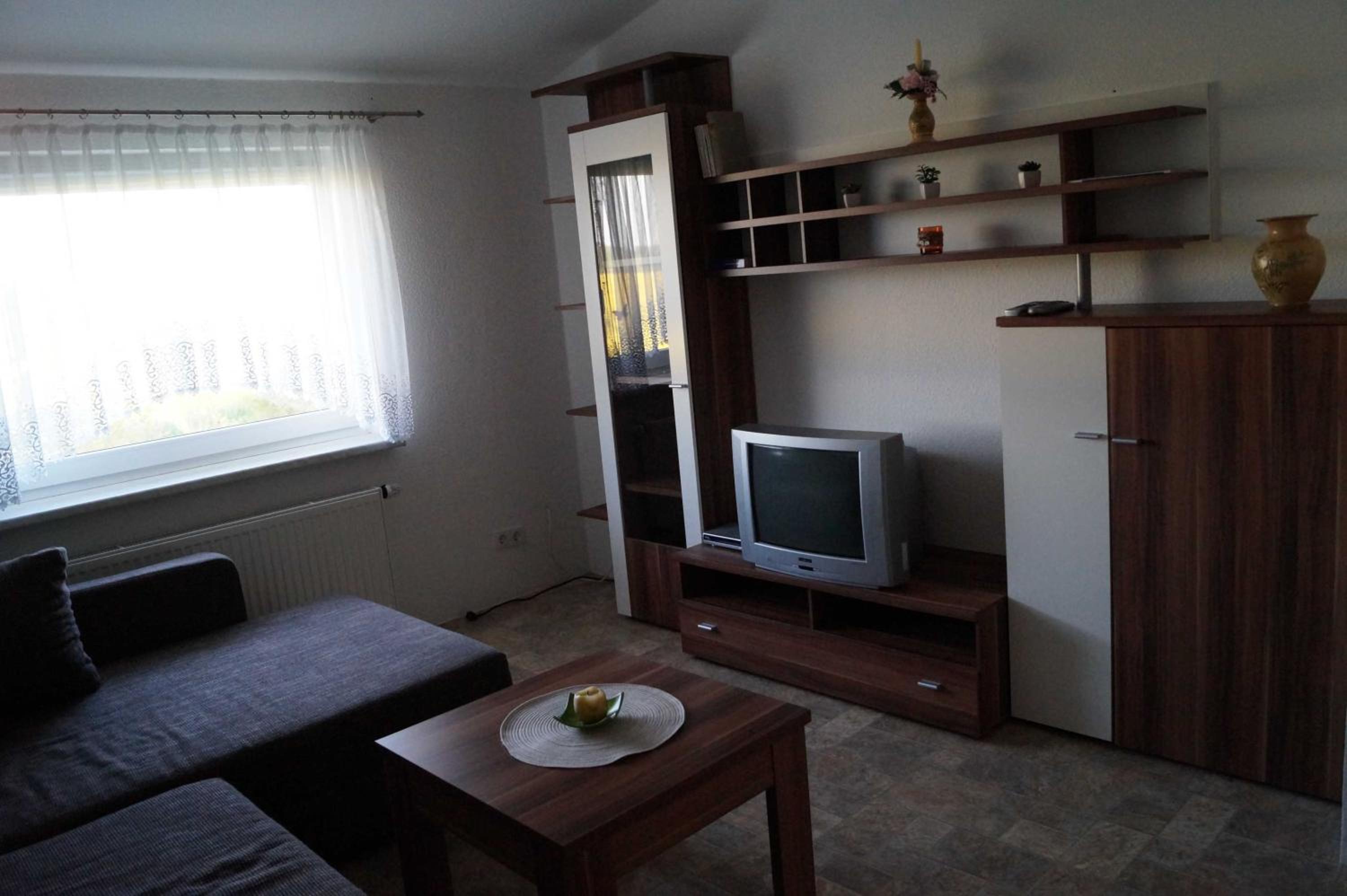 One-Bedroom Apartment with Shower photo 3