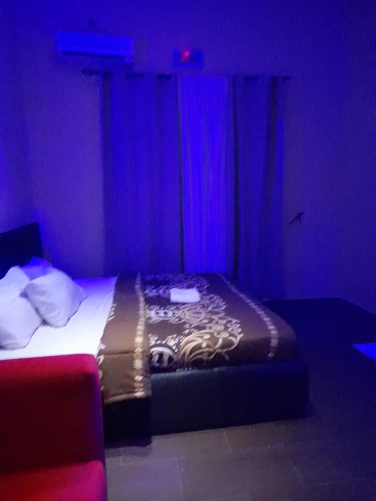 Deluxe Double Room With Shower photo 2