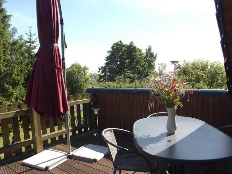 One-Bedroom Apartment with Balcony photo 2