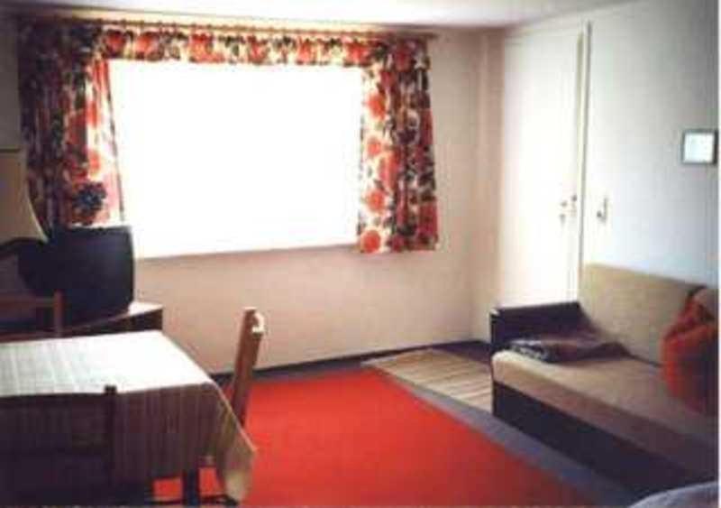 Apartment with Shower photo 1