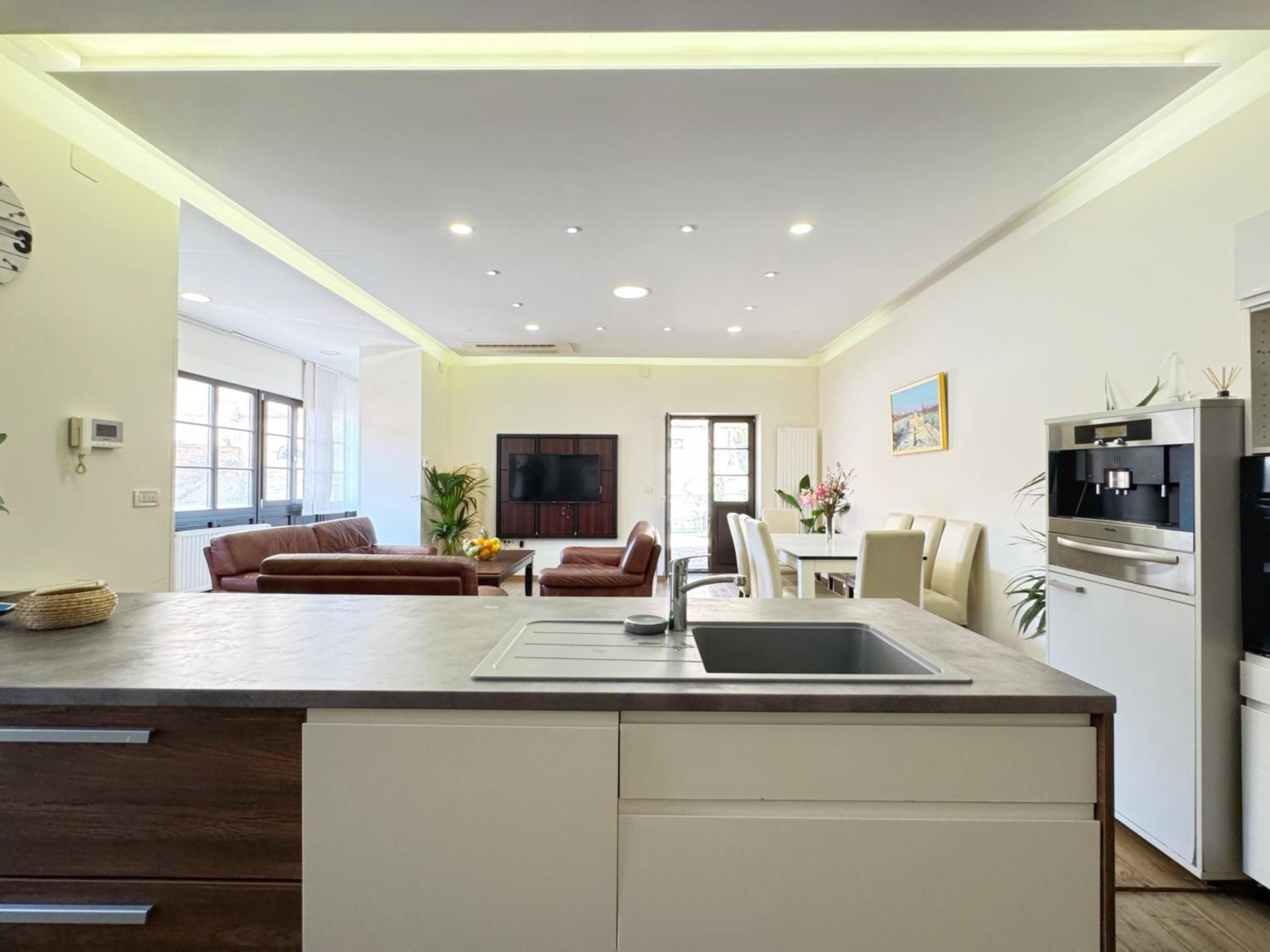Superior Apartment