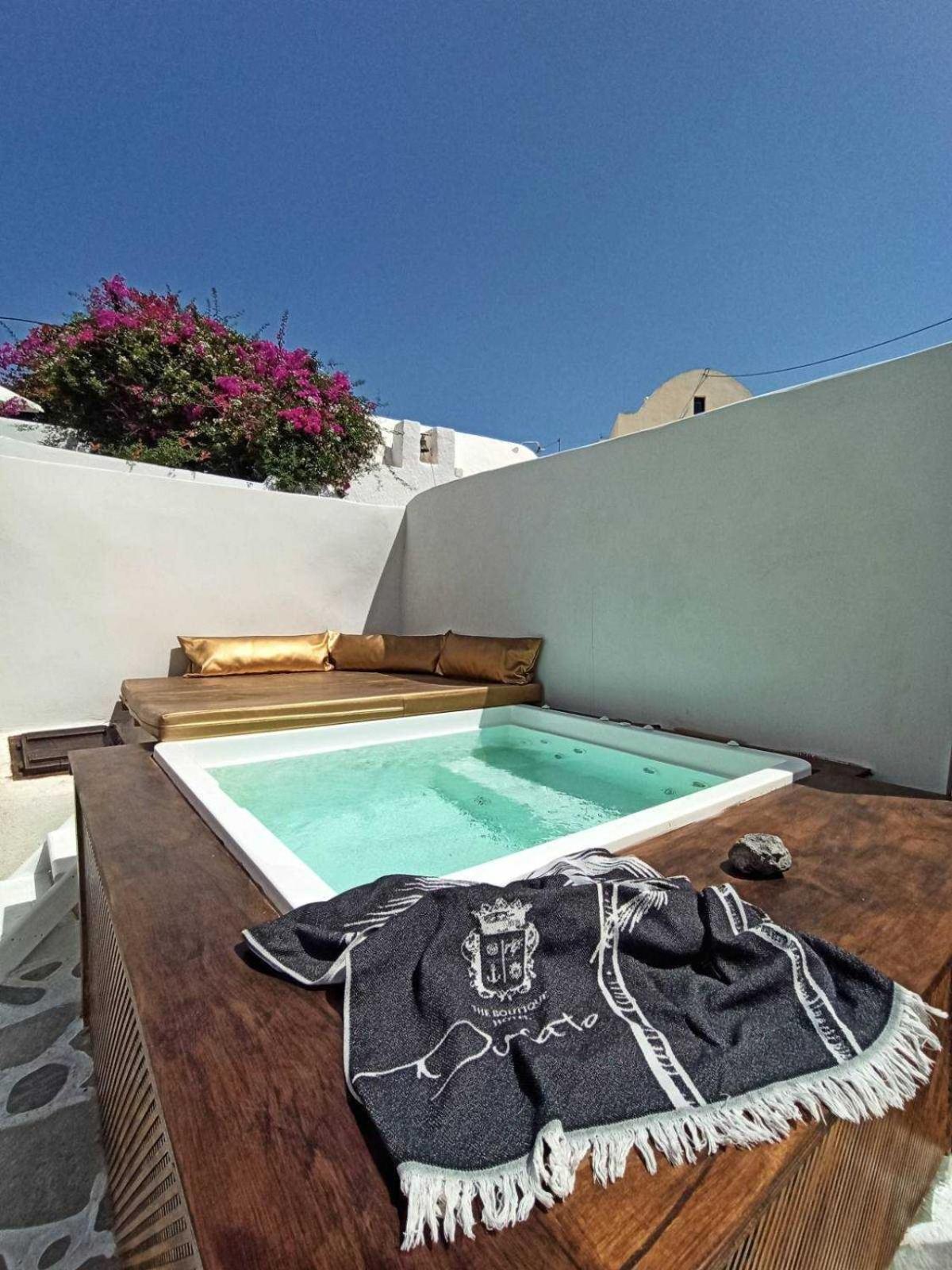  One Bedroom Villa with Private Hot Tub photo 2