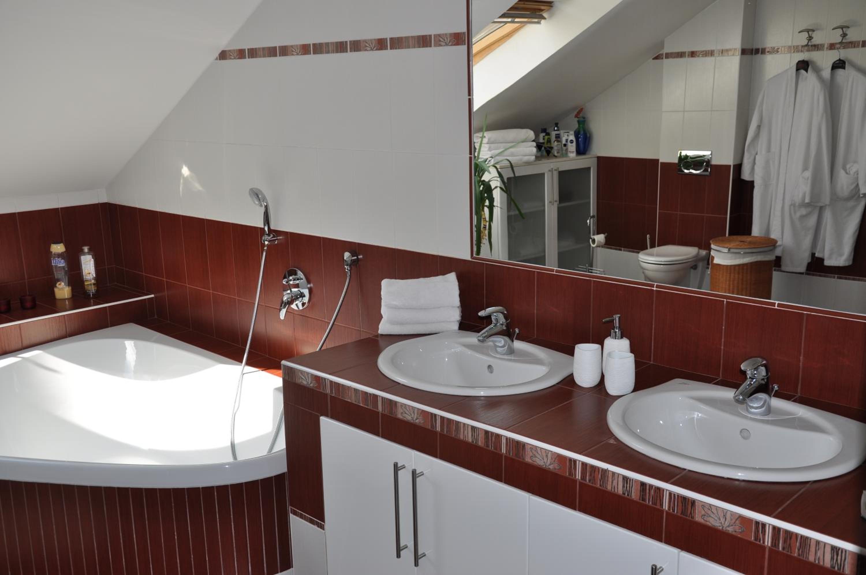 Apartment - Photo 27