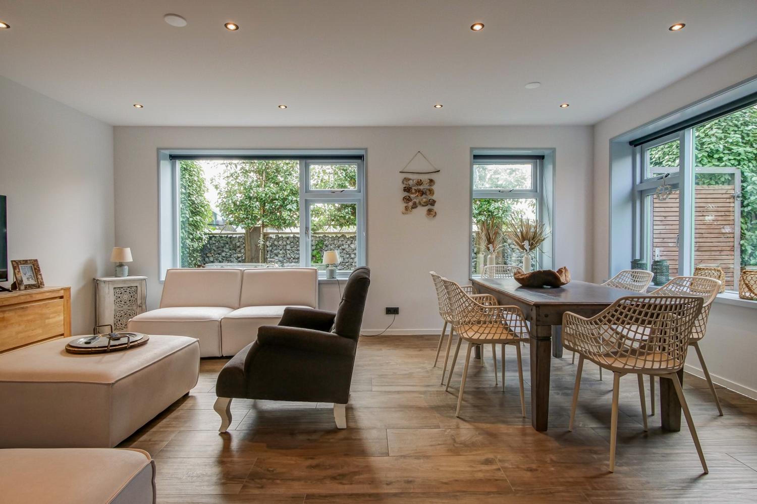 Three-Bedroom House photo 1