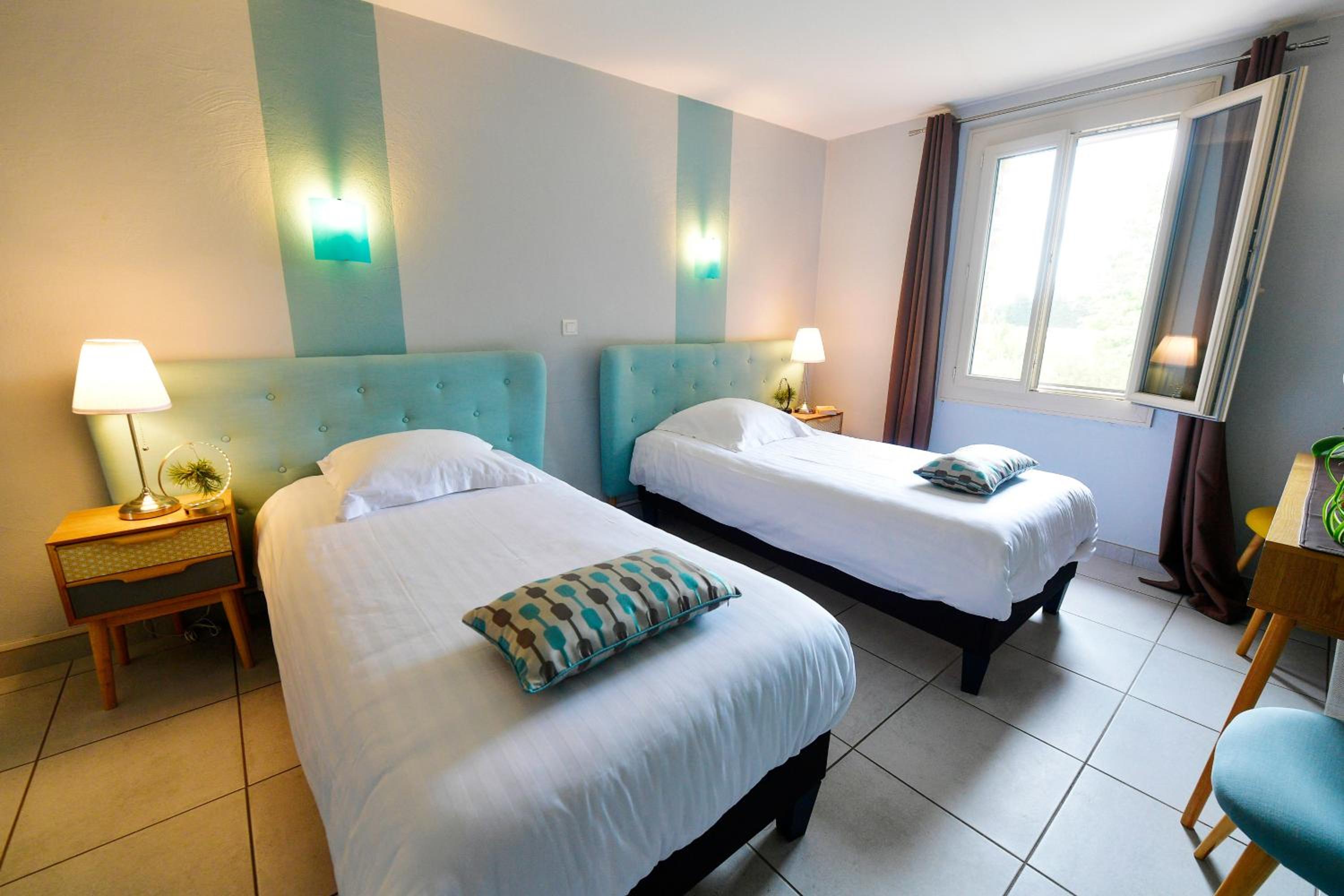 Superior Twin Room photo 2