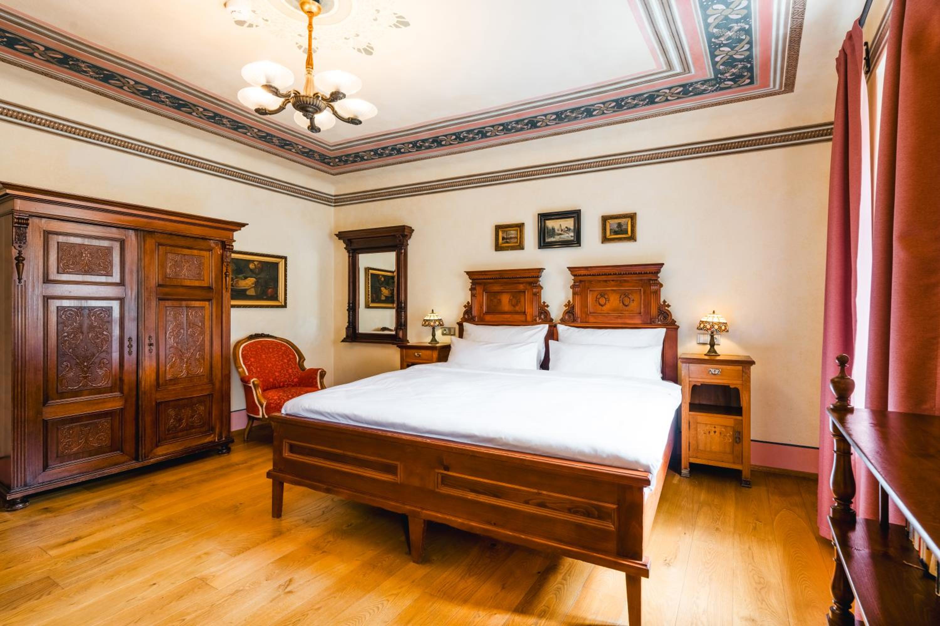 Deluxe Double Room photo 3