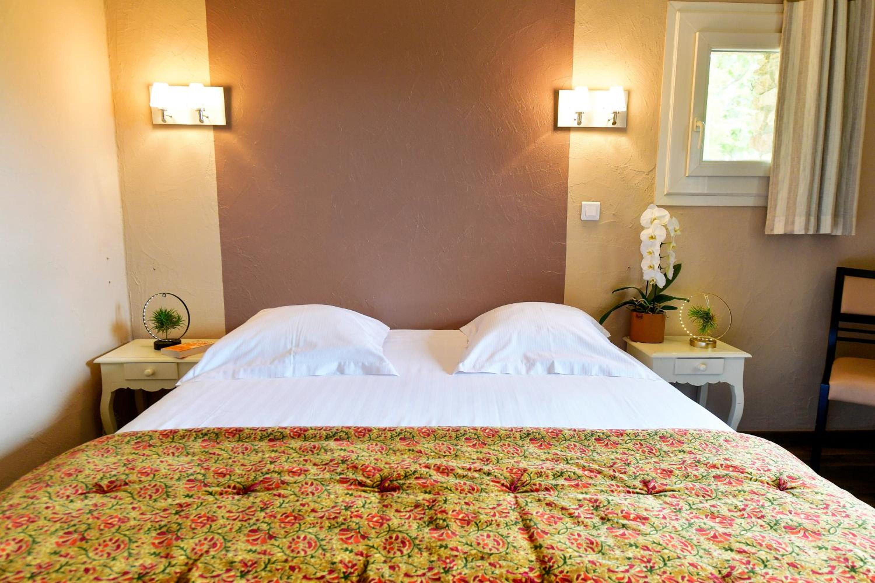 Queen Room with Garden View photo 2