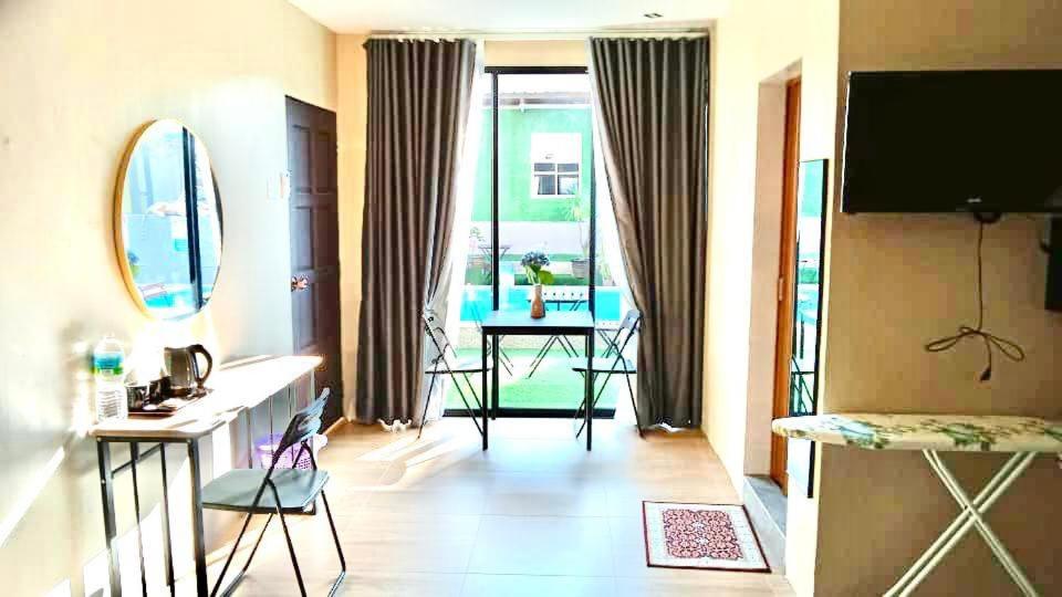 Suite with Pool View