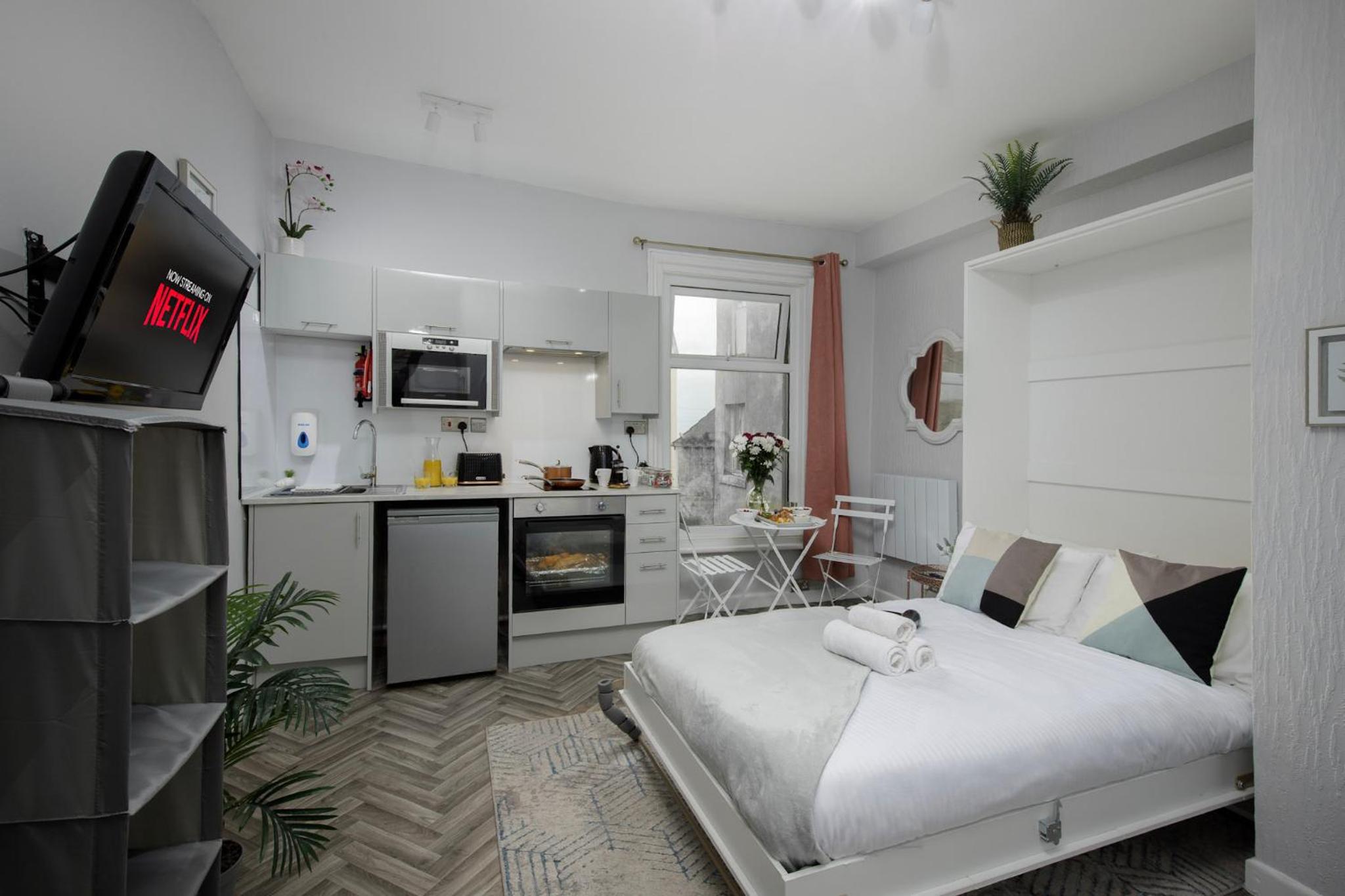 Deluxe Double Studio - Photo 1