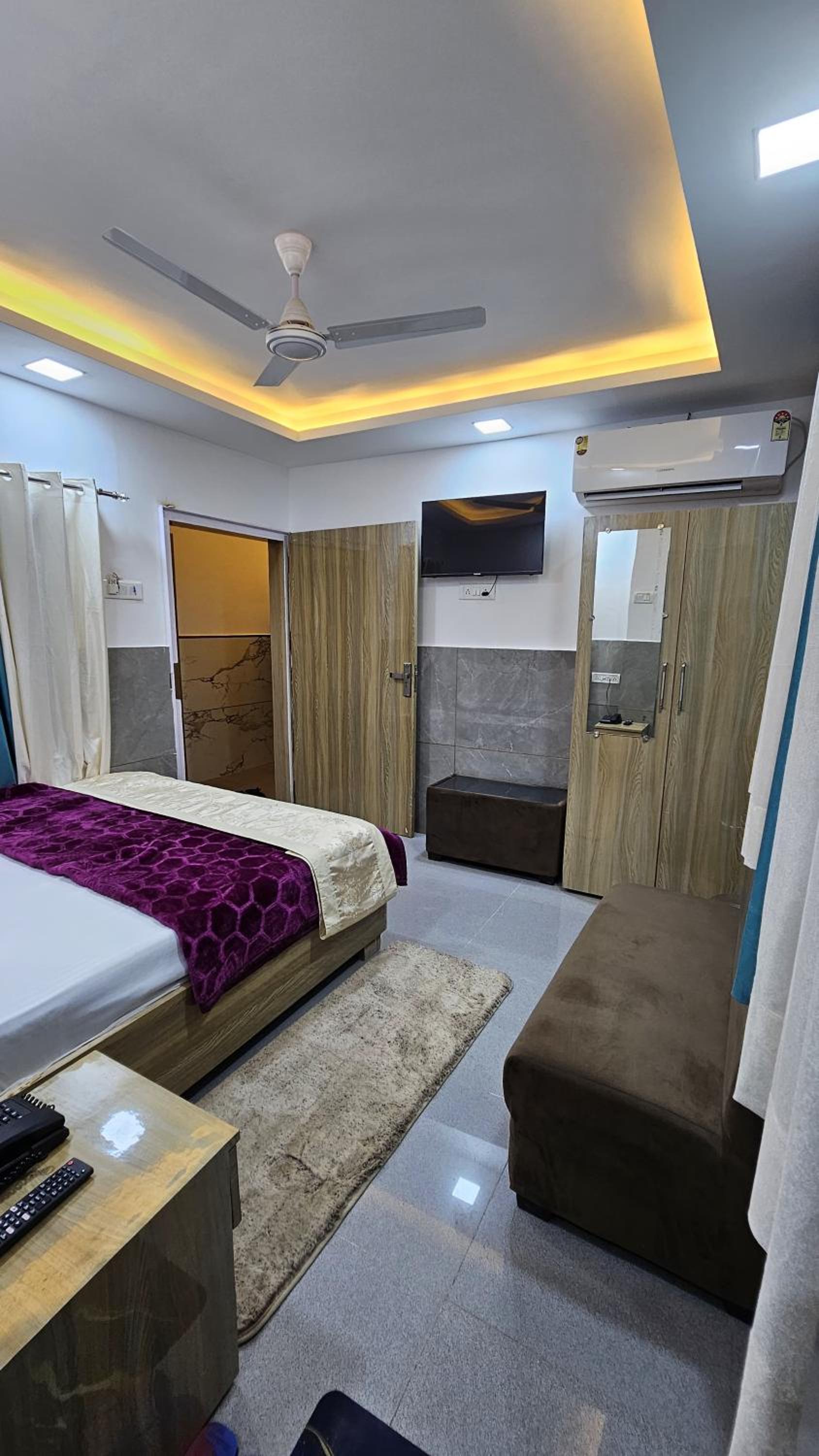 Deluxe Room - Photo 1