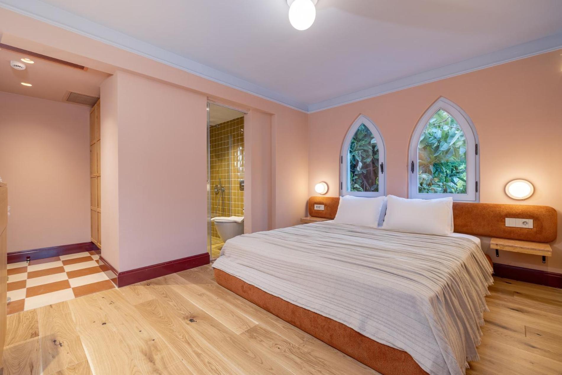Double or Twin Room - Photo 13
