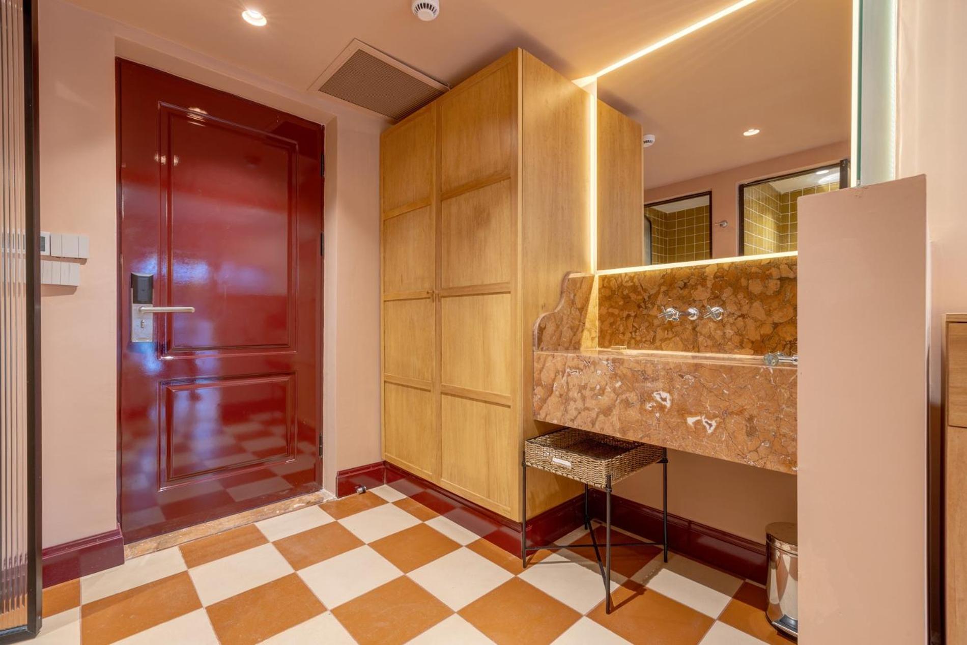 Double or Twin Room - Photo 4