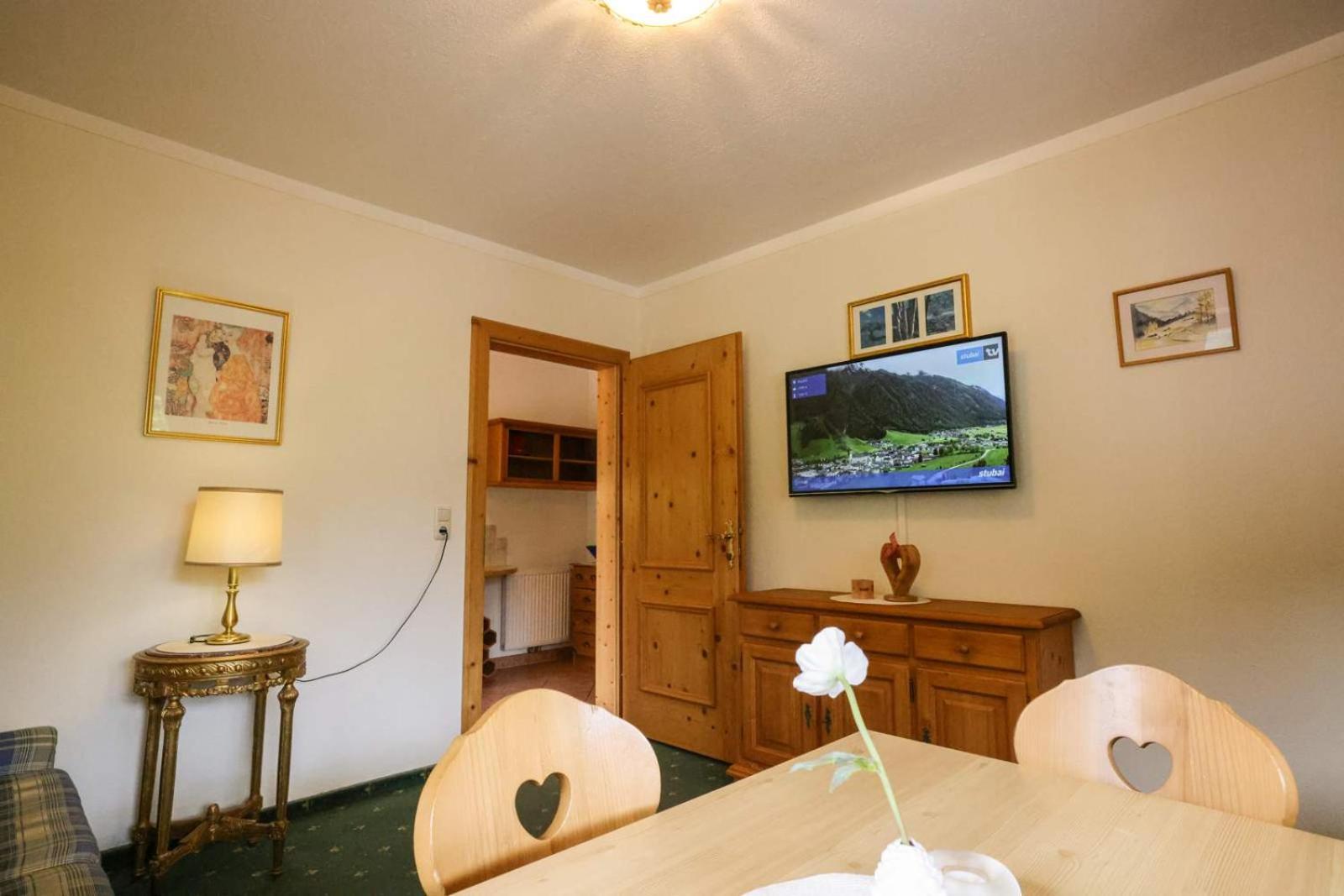 One-Bedroom Apartment (2 - 4 Adults) photo 1
