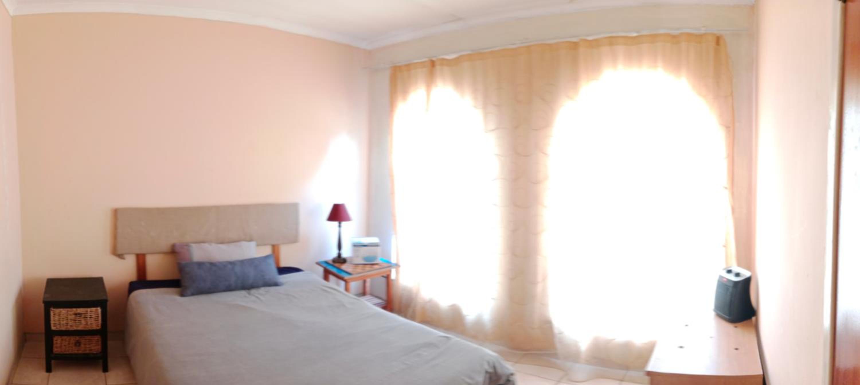 Budget Double Room photo 3
