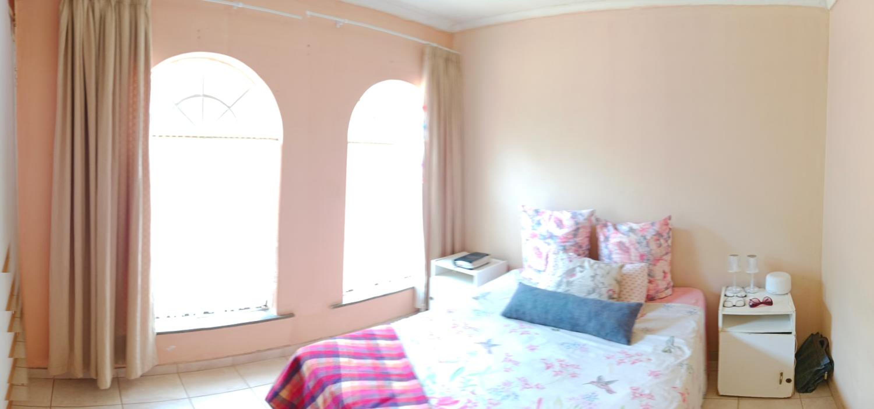 Budget Double Room photo 1