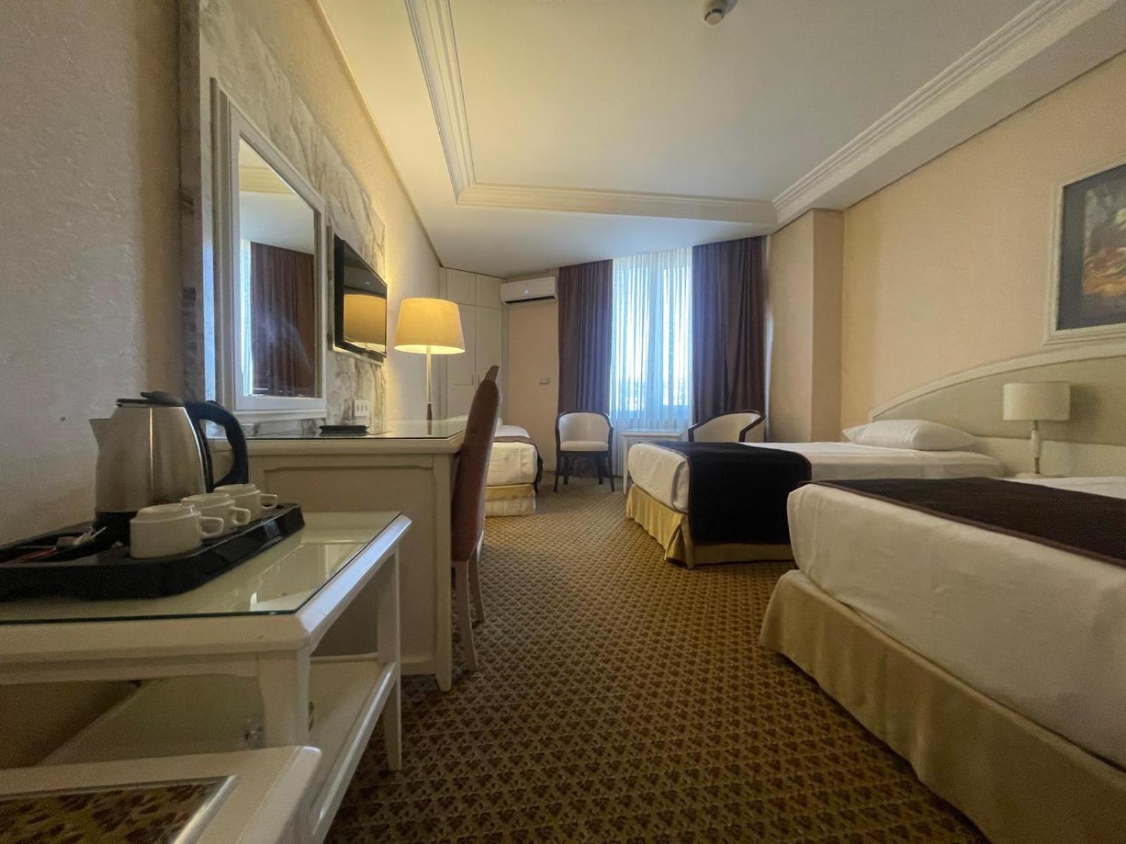 Standard Triple Room with Sea View photo 2