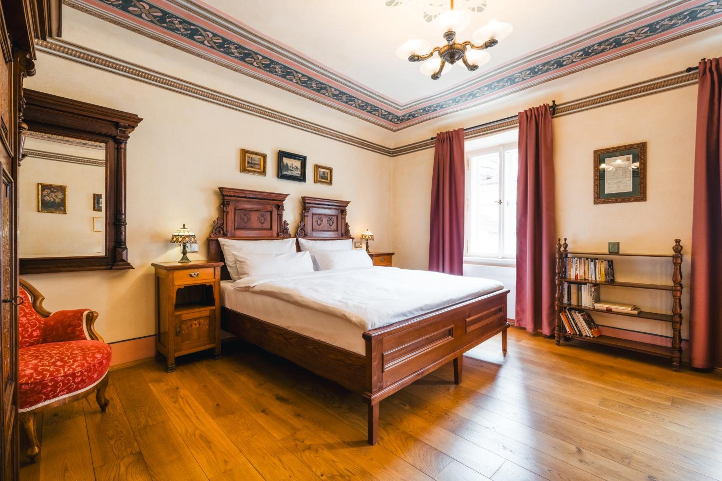 Deluxe Double Room photo 2