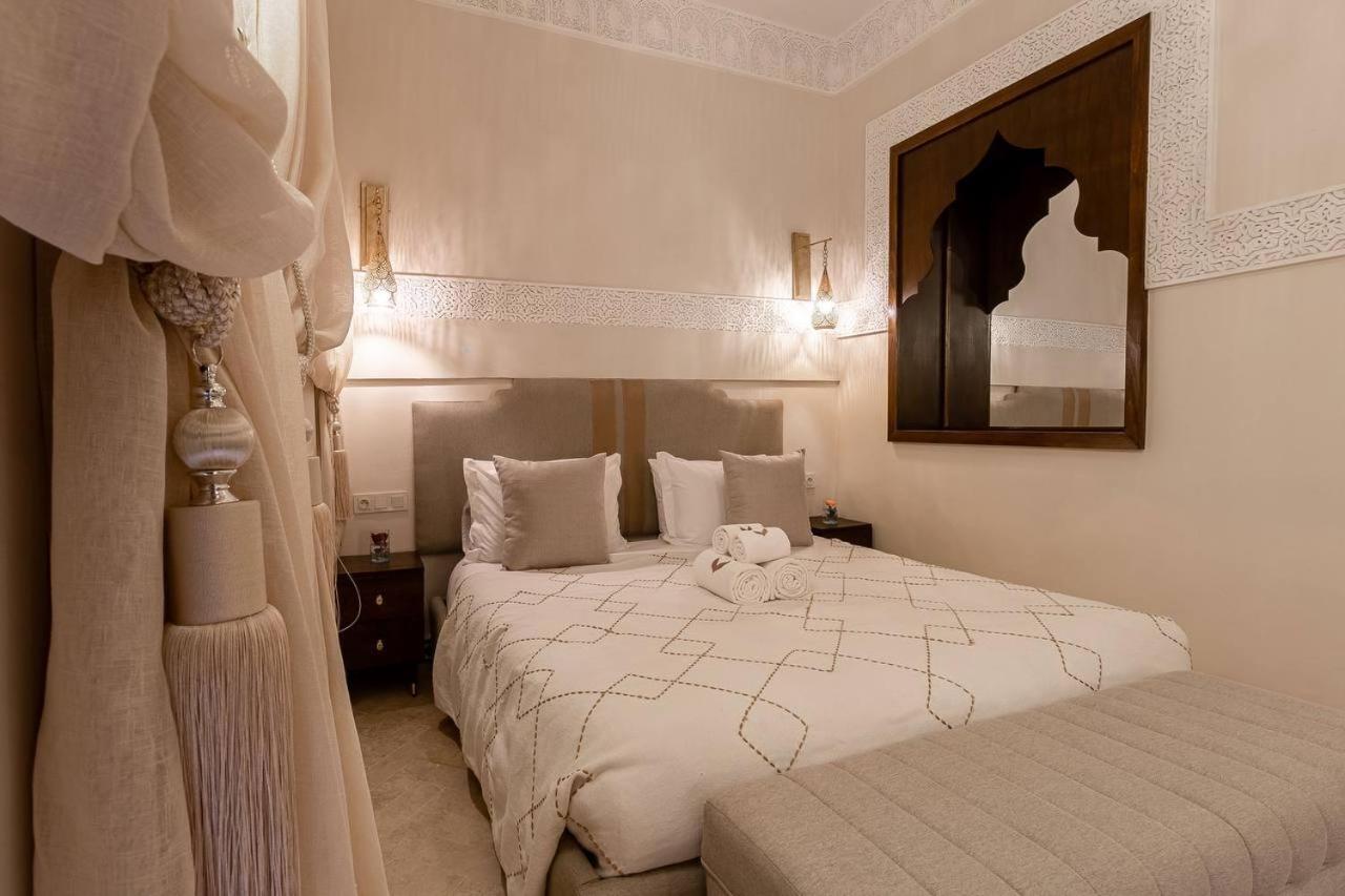Deluxe Double Room - Photo 1